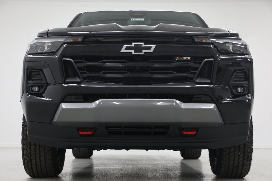 2026 Chevrolet Colorado Z71 - Photo 12