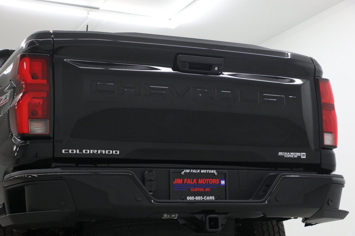 2026 Chevrolet Colorado Z71 - Photo 8