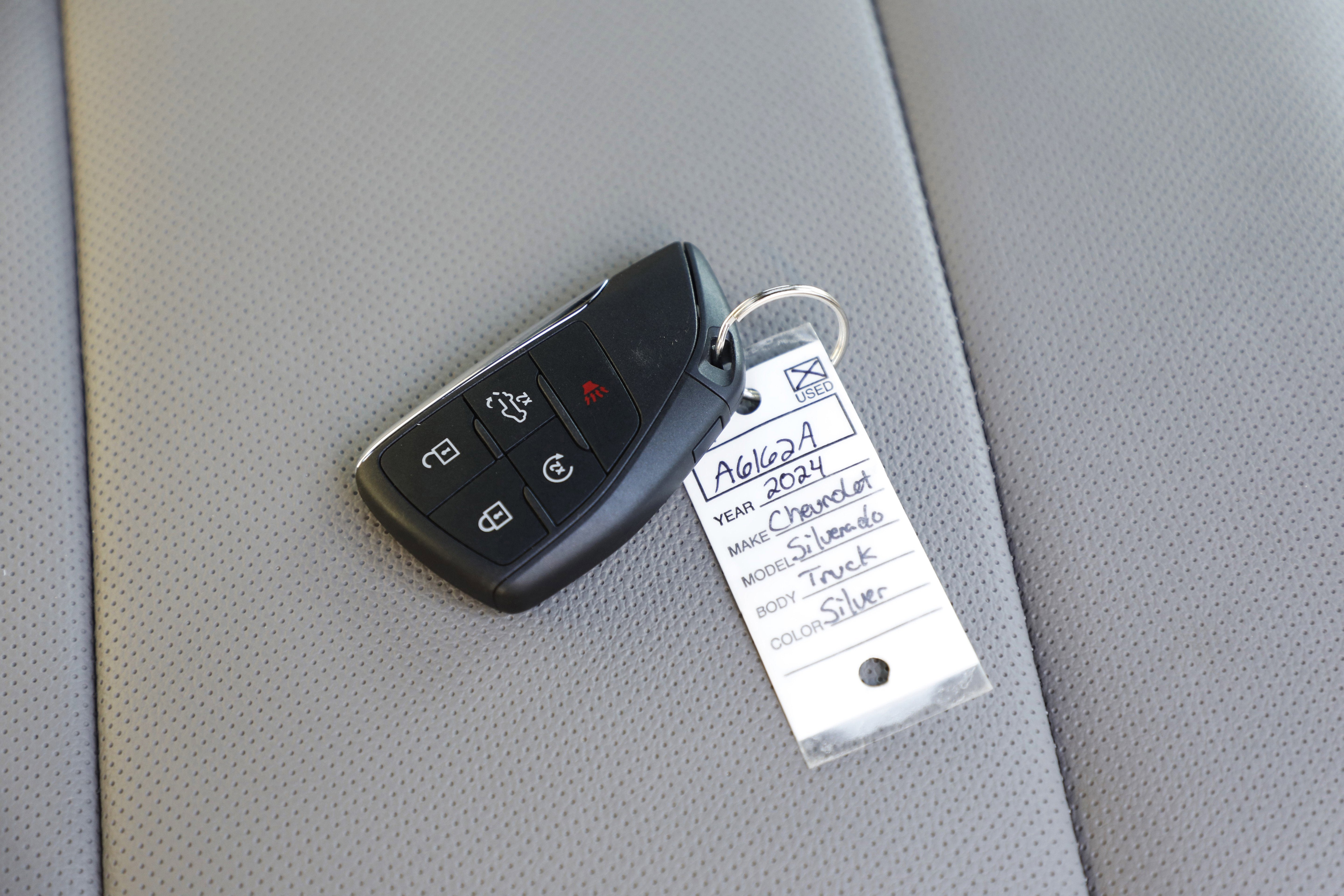 2024 Chevrolet Silverado 1500 LTZ