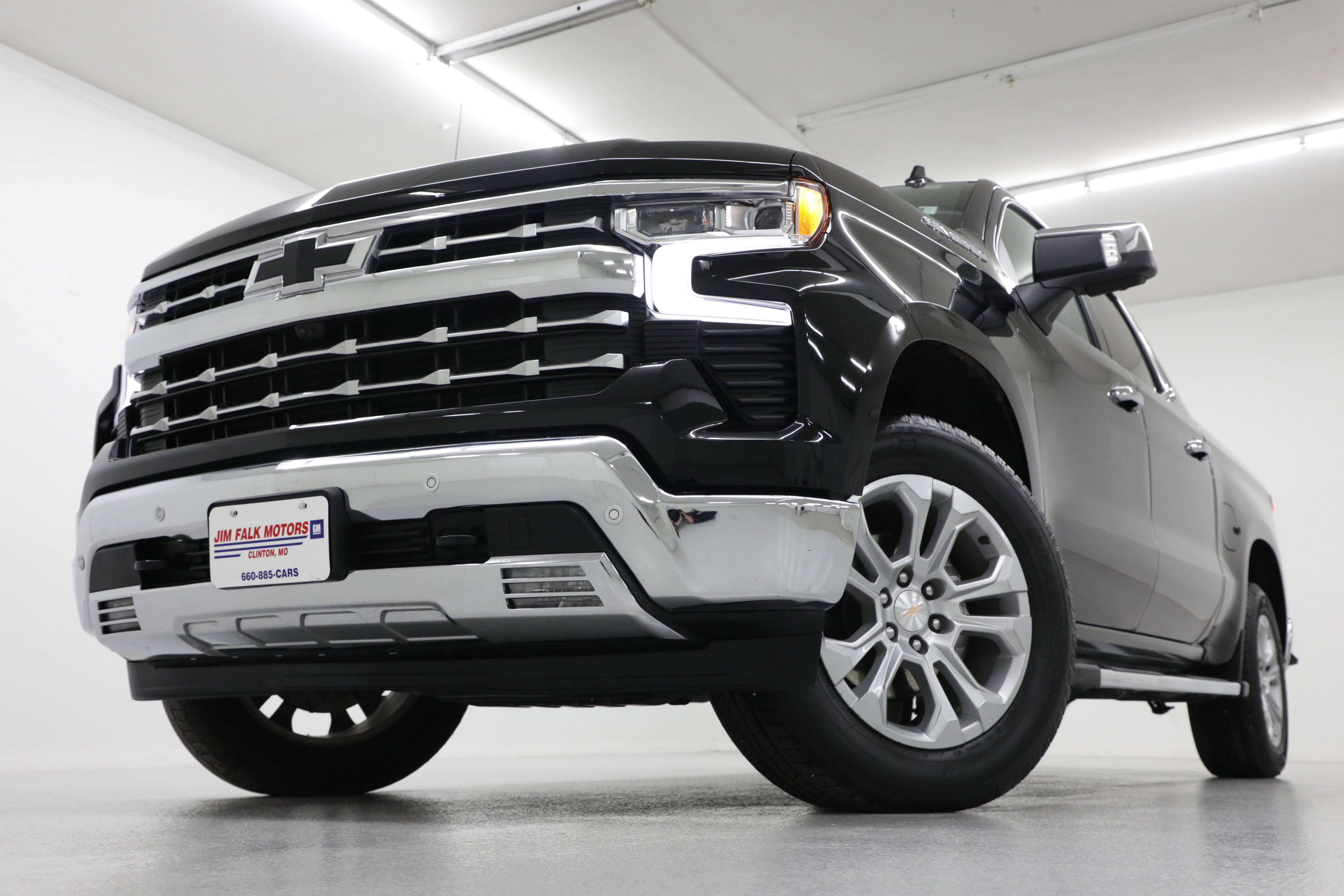 2025 Chevrolet Silverado 1500 LTZ