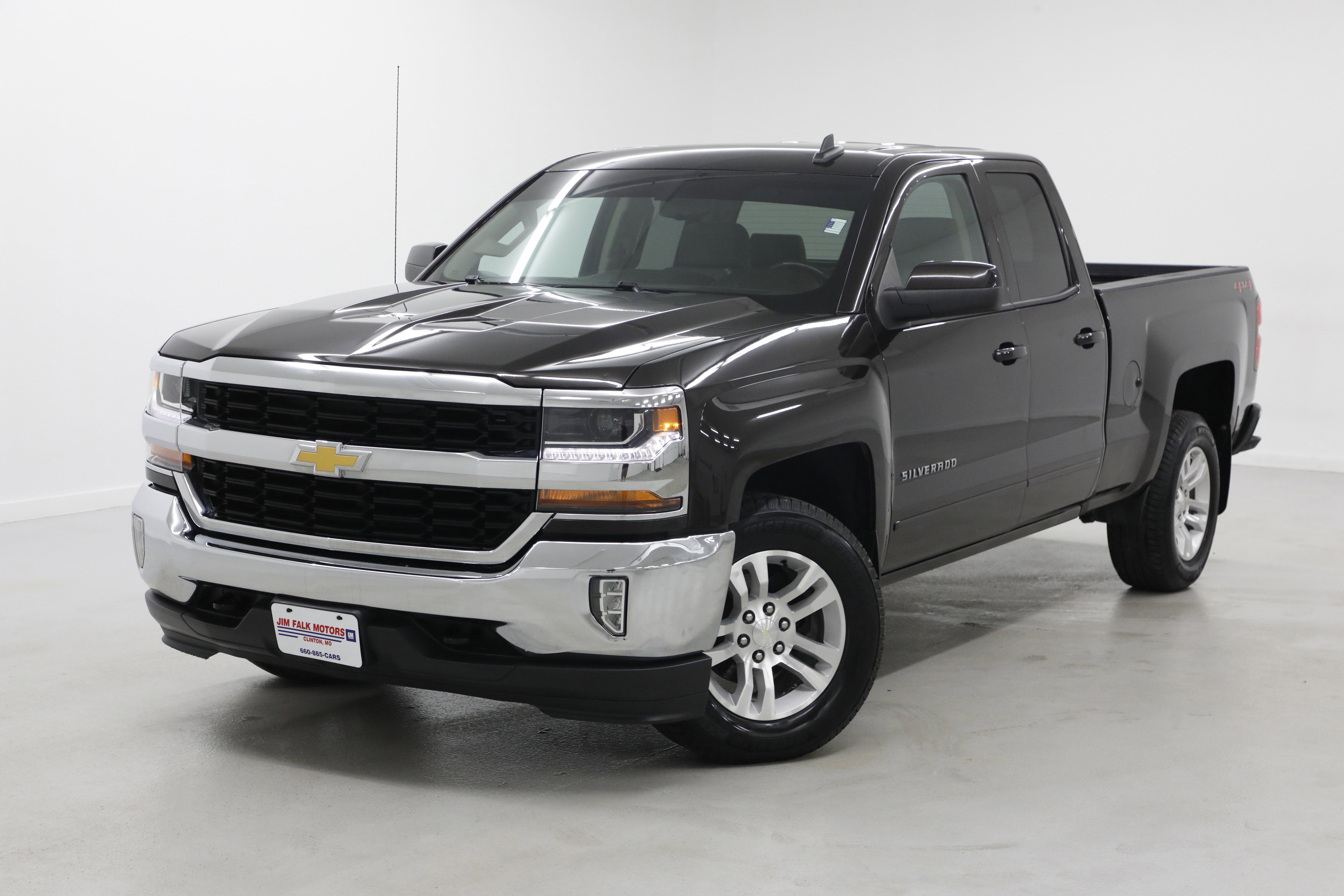2018 Chevrolet Silverado 1500 LT 4X4 Double Cab Std Box's photo