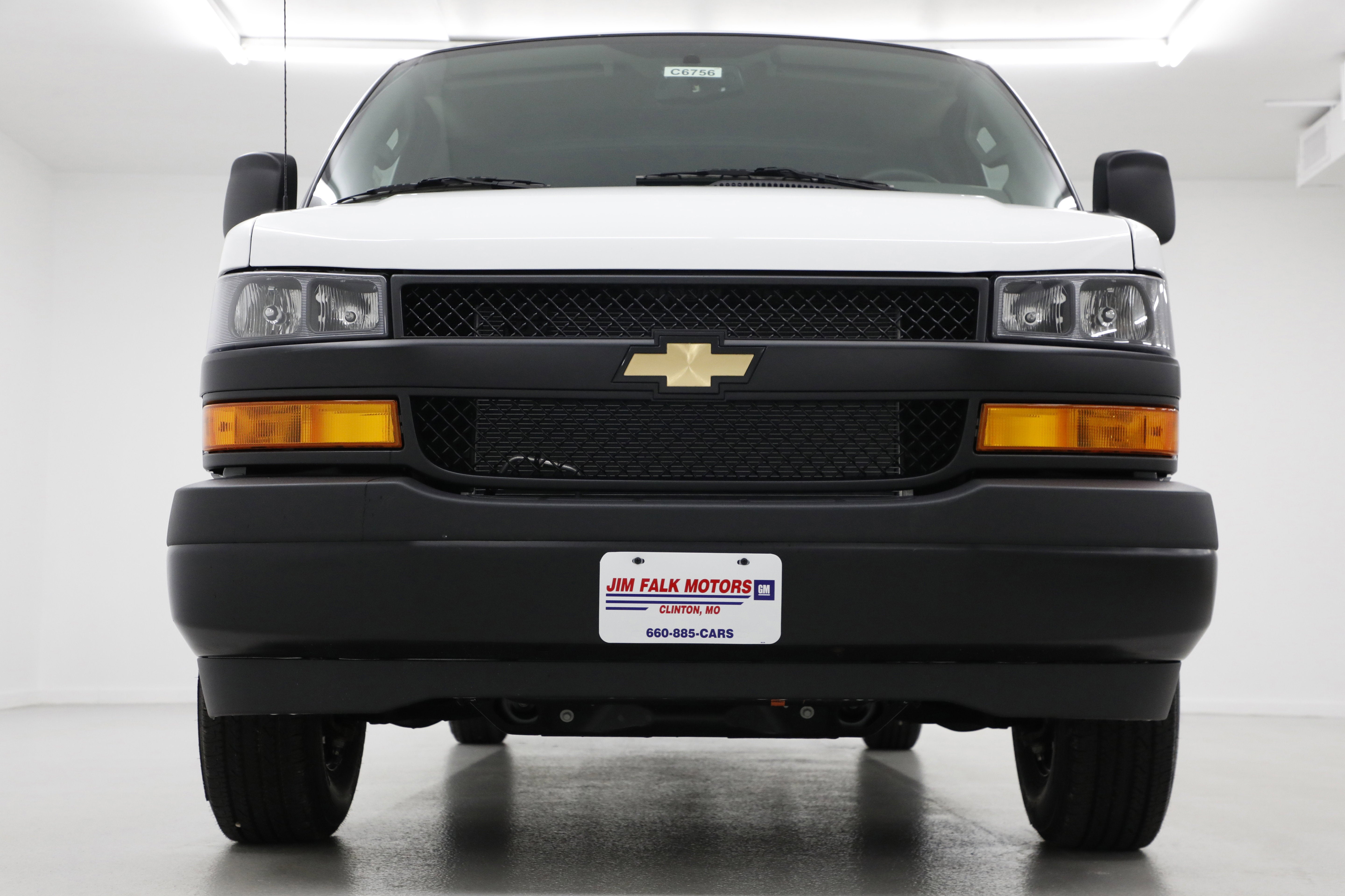 2026 Chevrolet Express Cargo WT