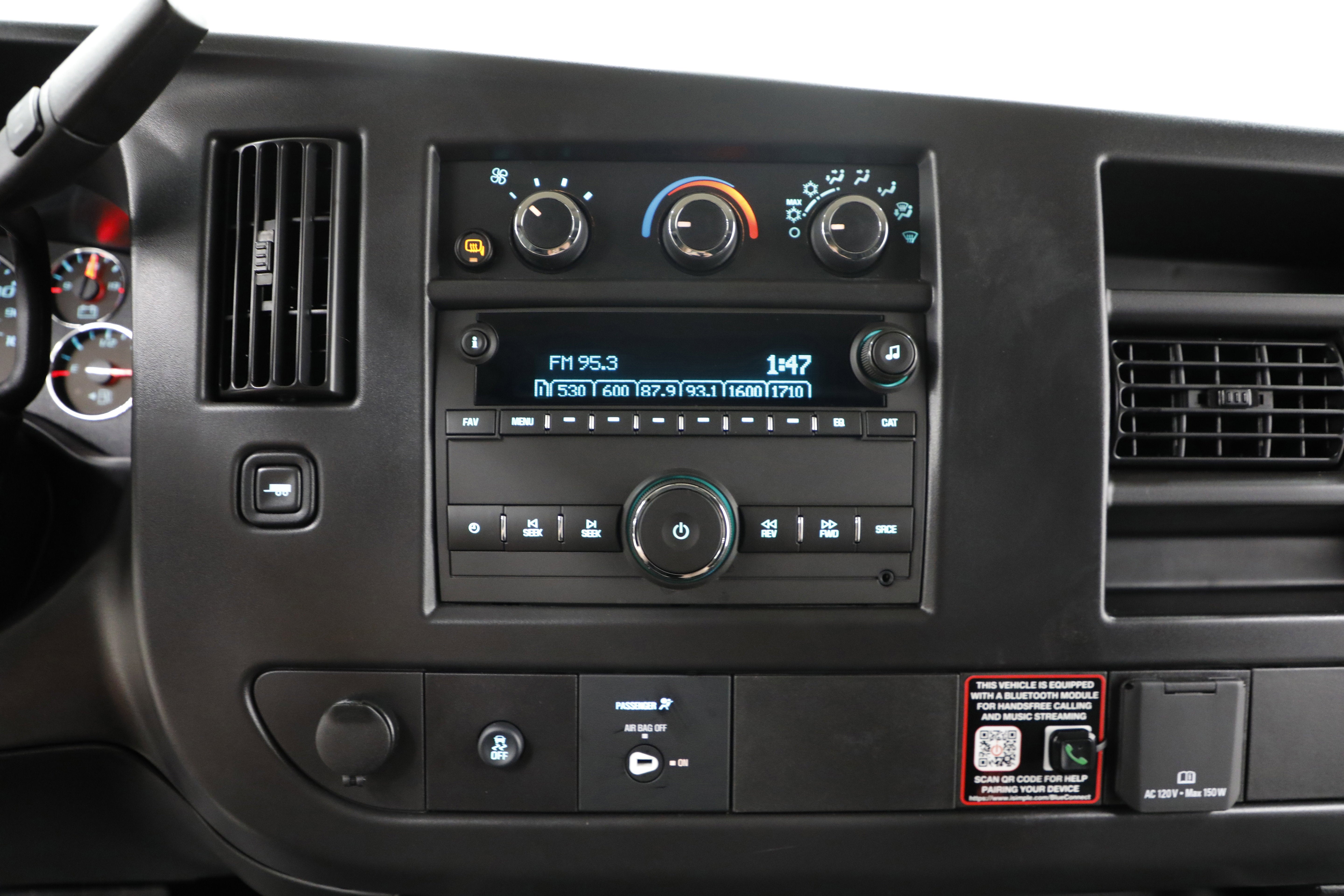 2026 Chevrolet Express Cargo WT