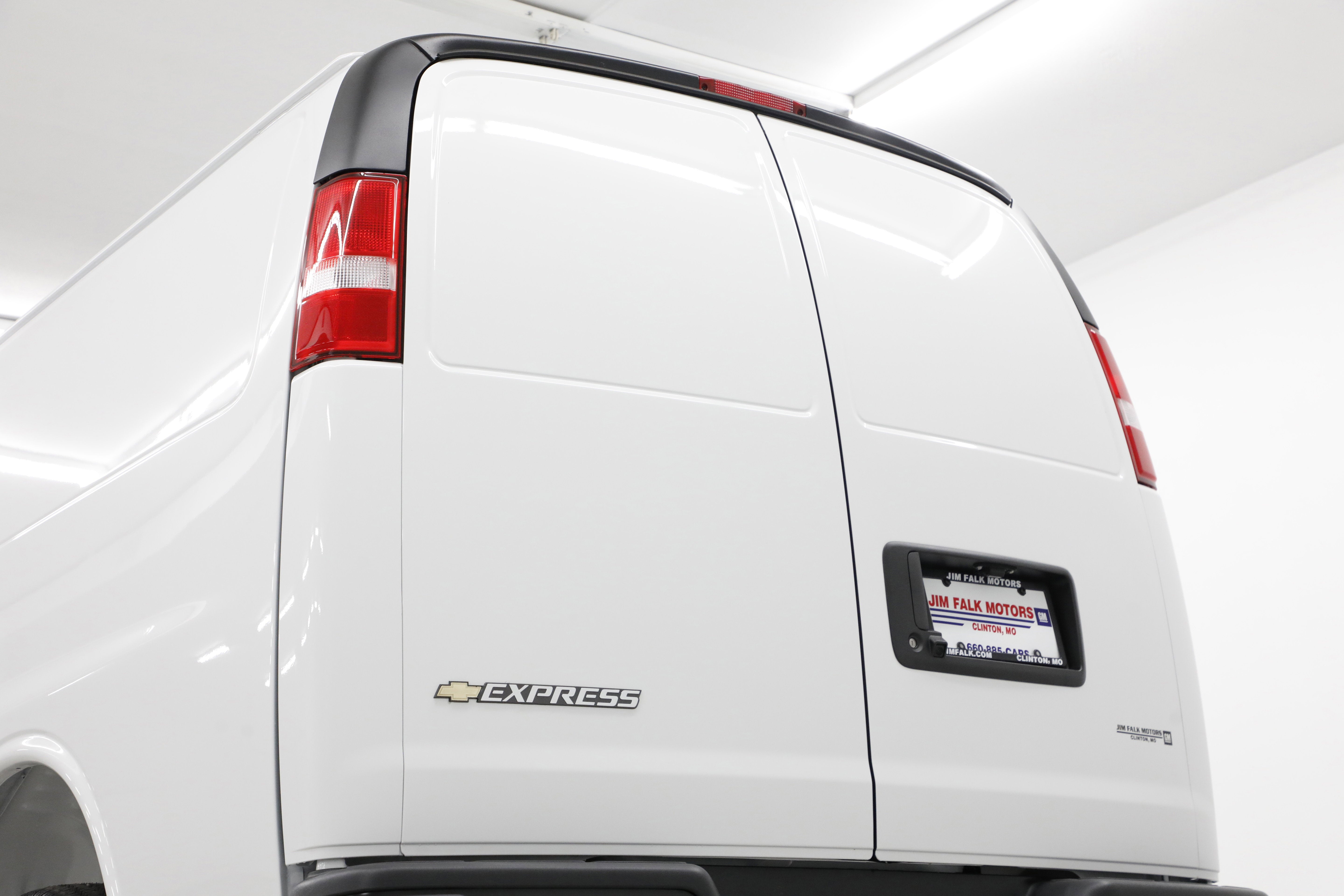 2026 Chevrolet Express Cargo WT
