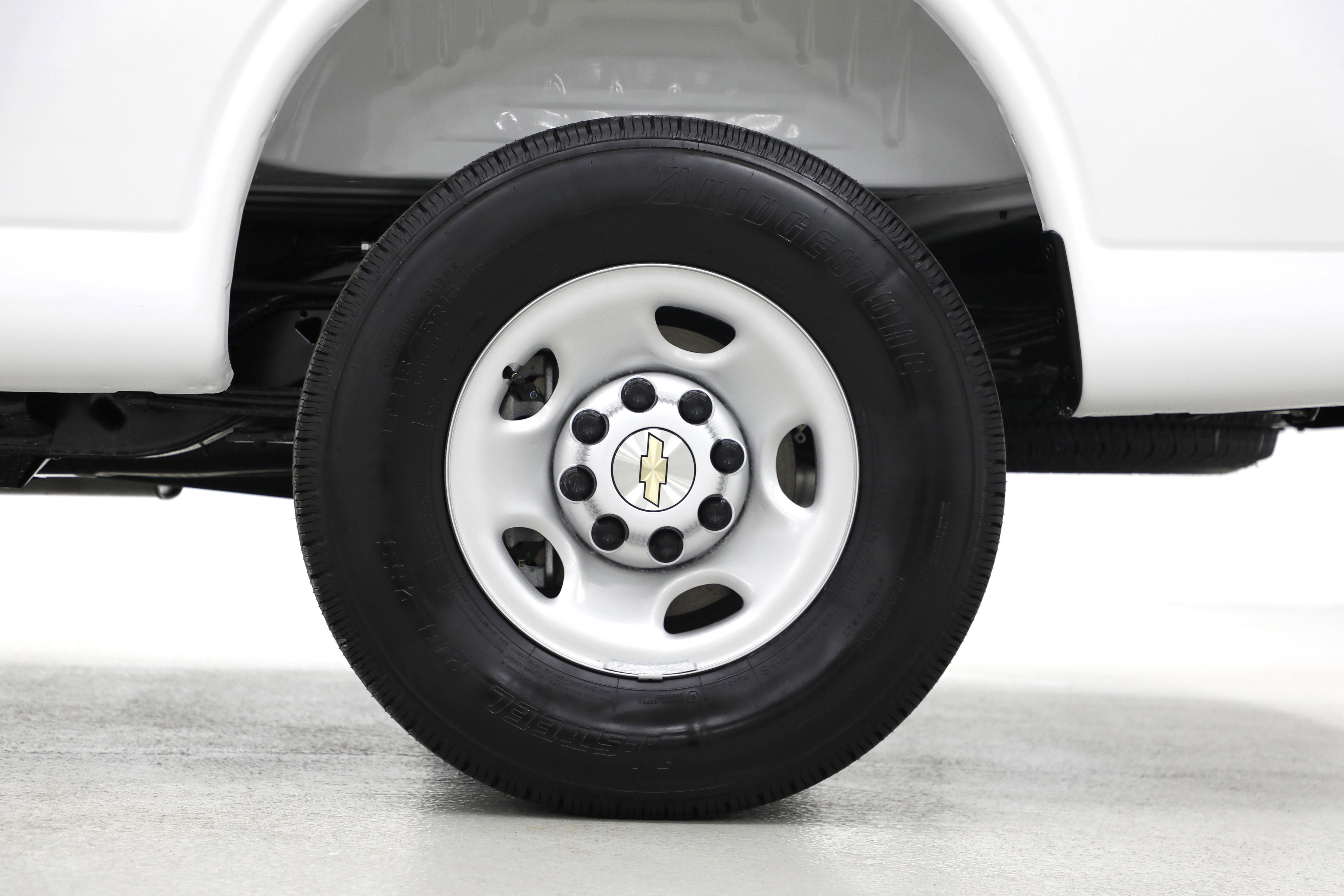 2026 Chevrolet Express Cargo WT