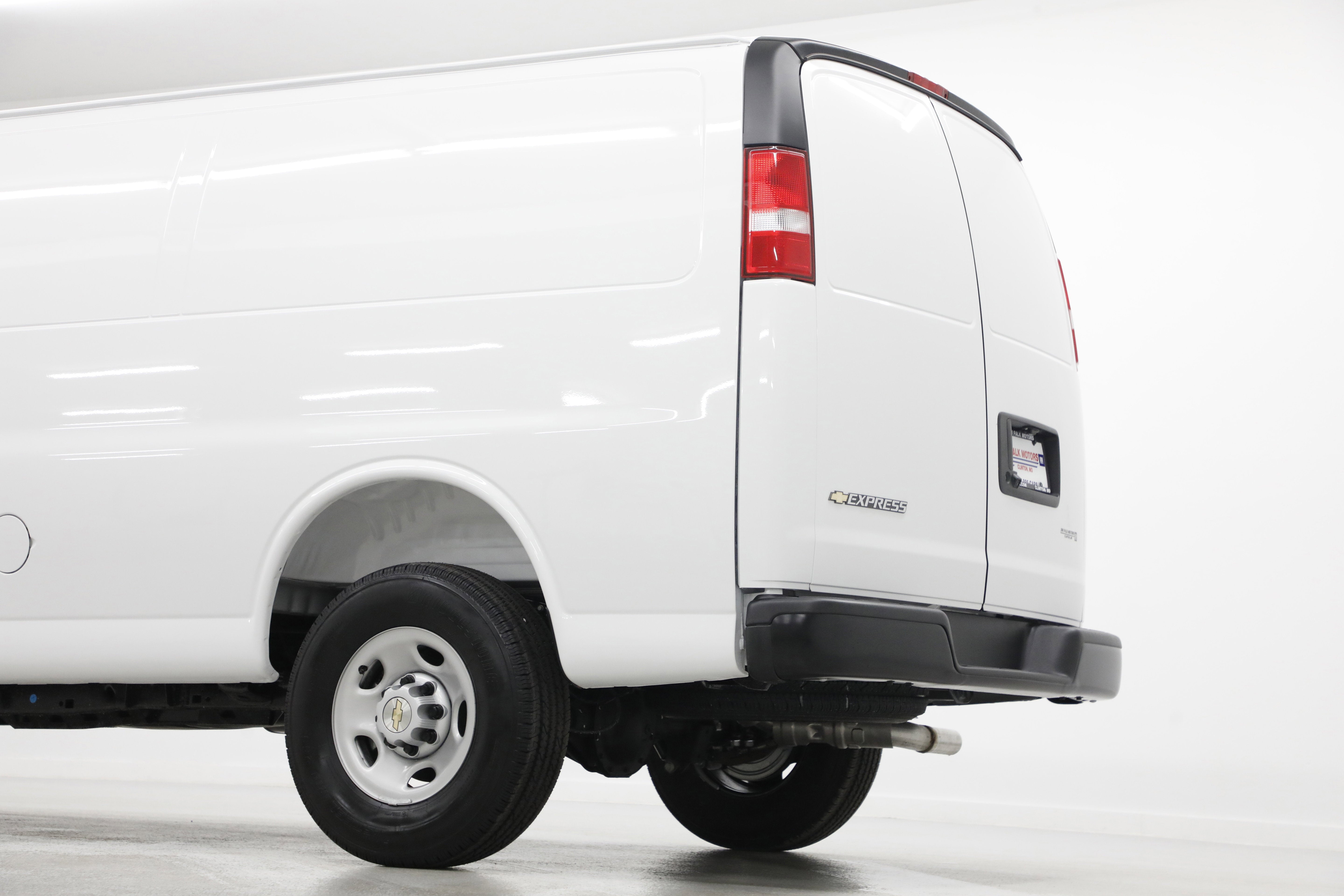 2026 Chevrolet Express Cargo WT