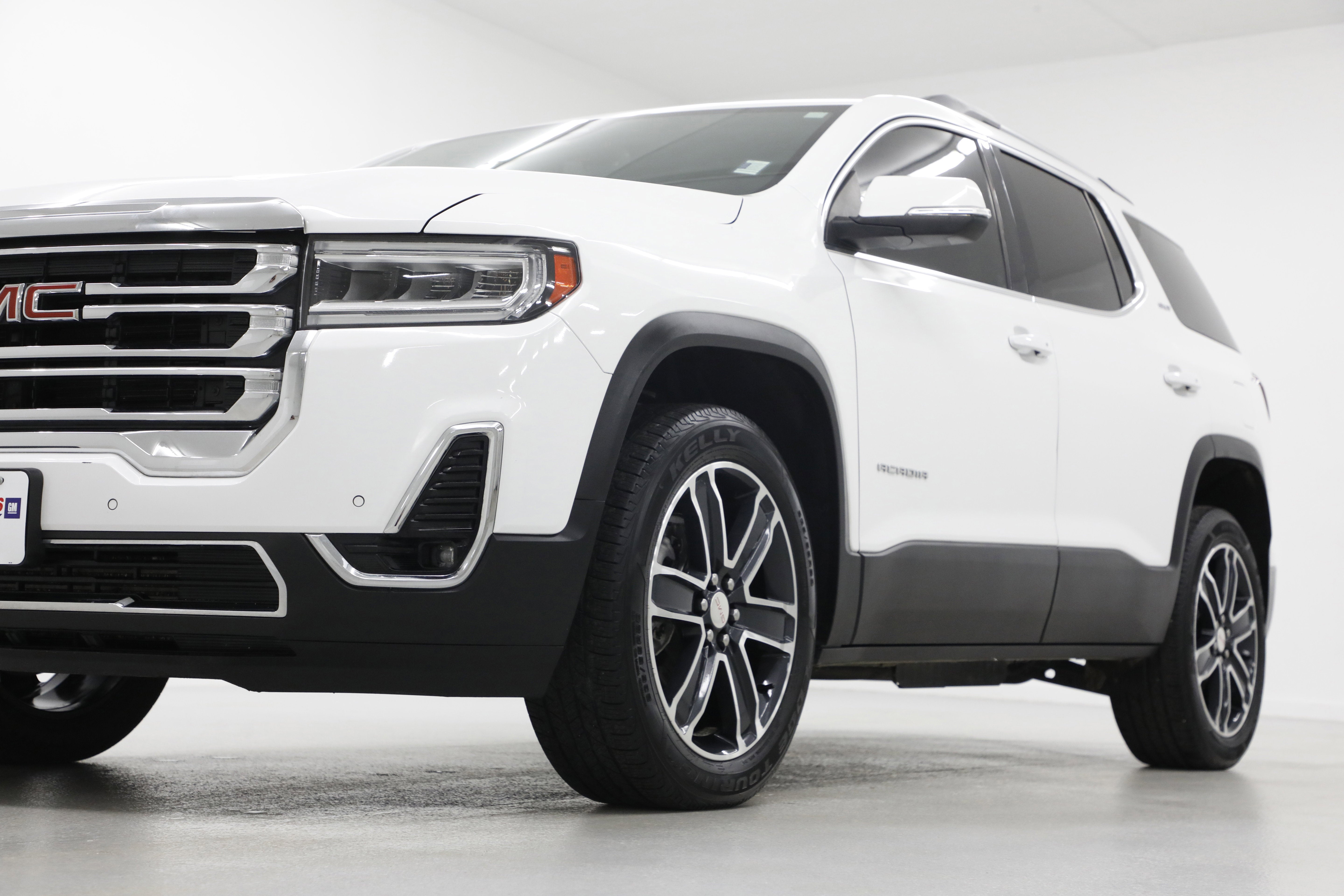 2022 GMC Acadia SLT