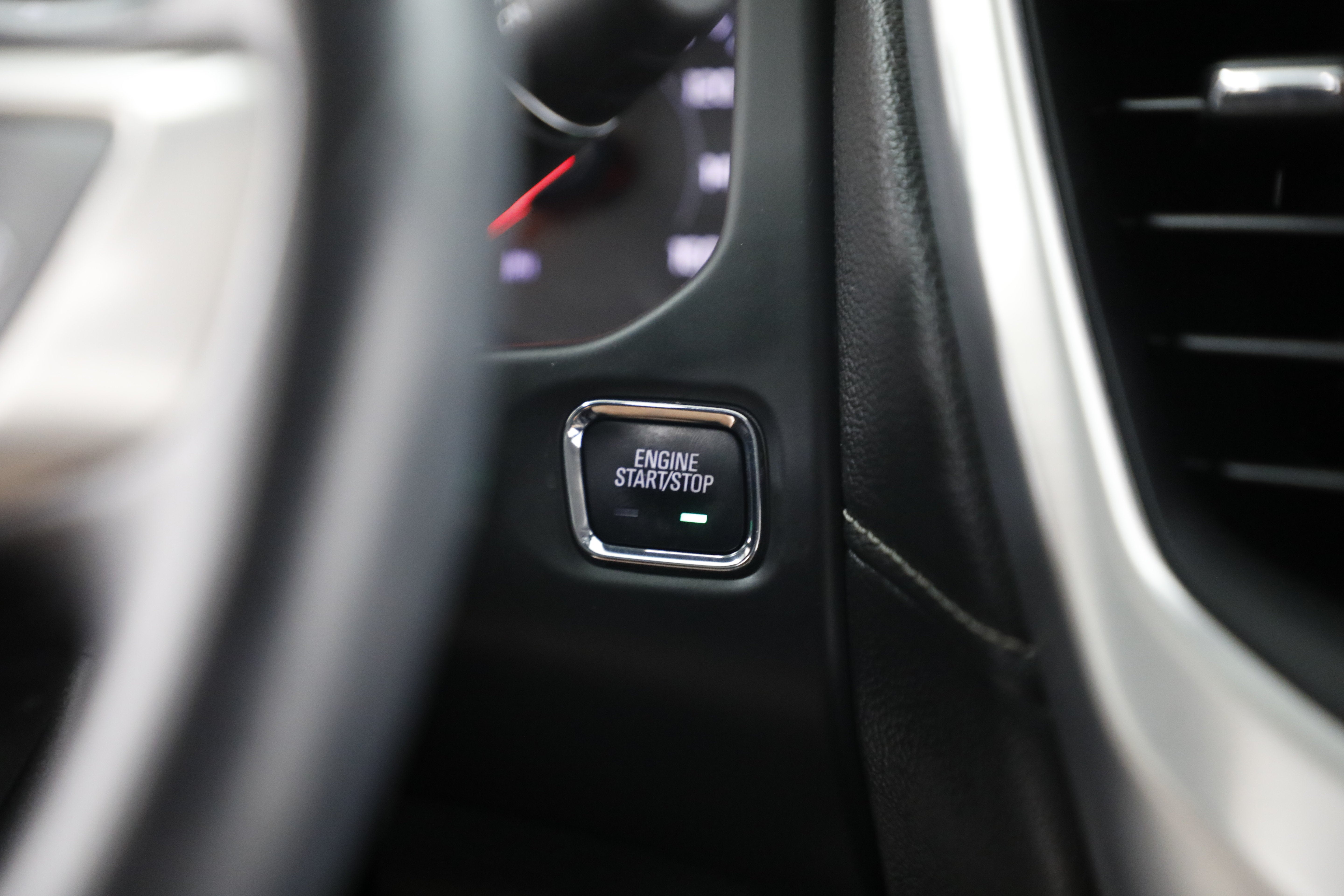 2018 GMC Acadia SLT