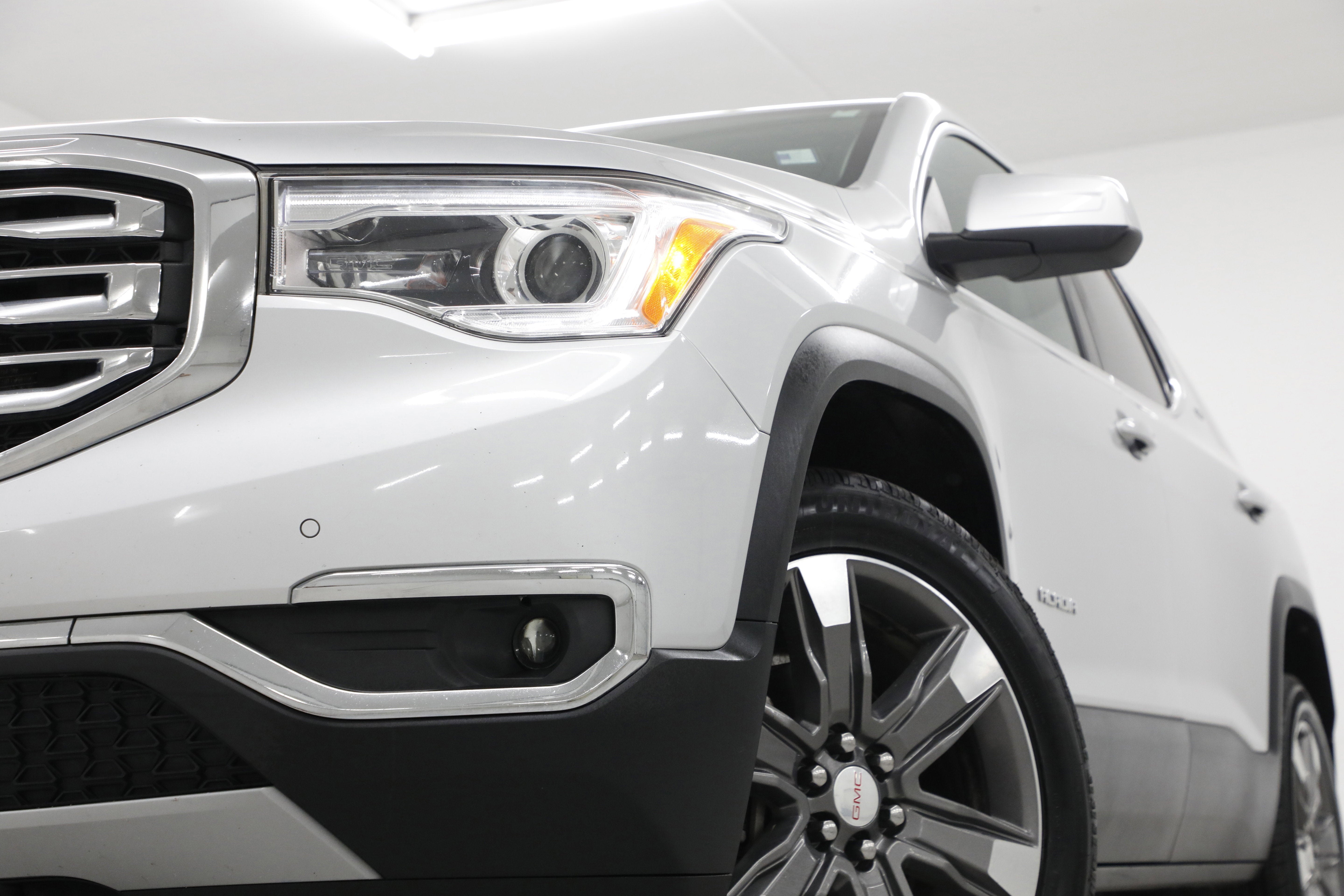 2019 GMC Acadia SLT