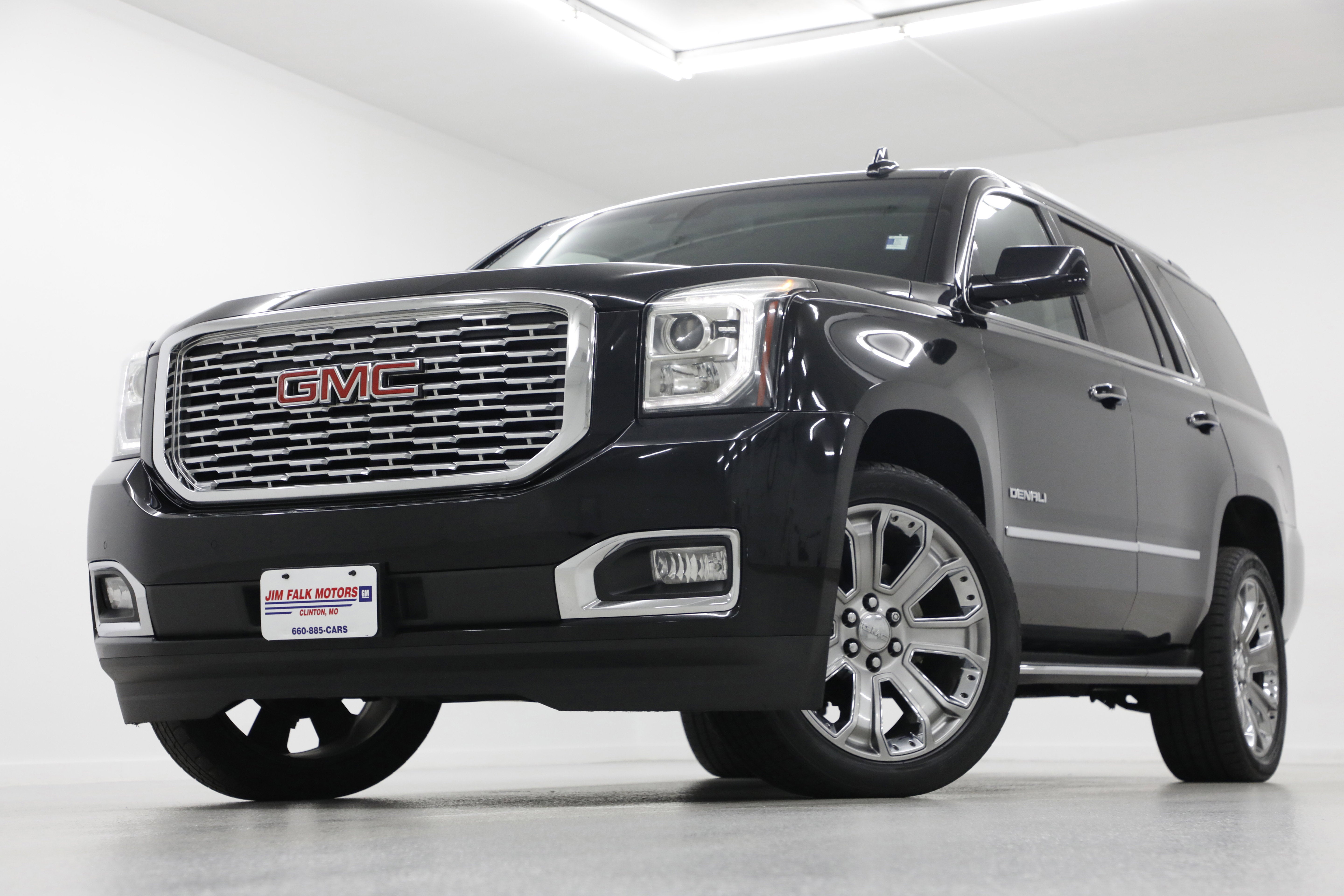 2019 GMC Yukon 4WD Denali's photo