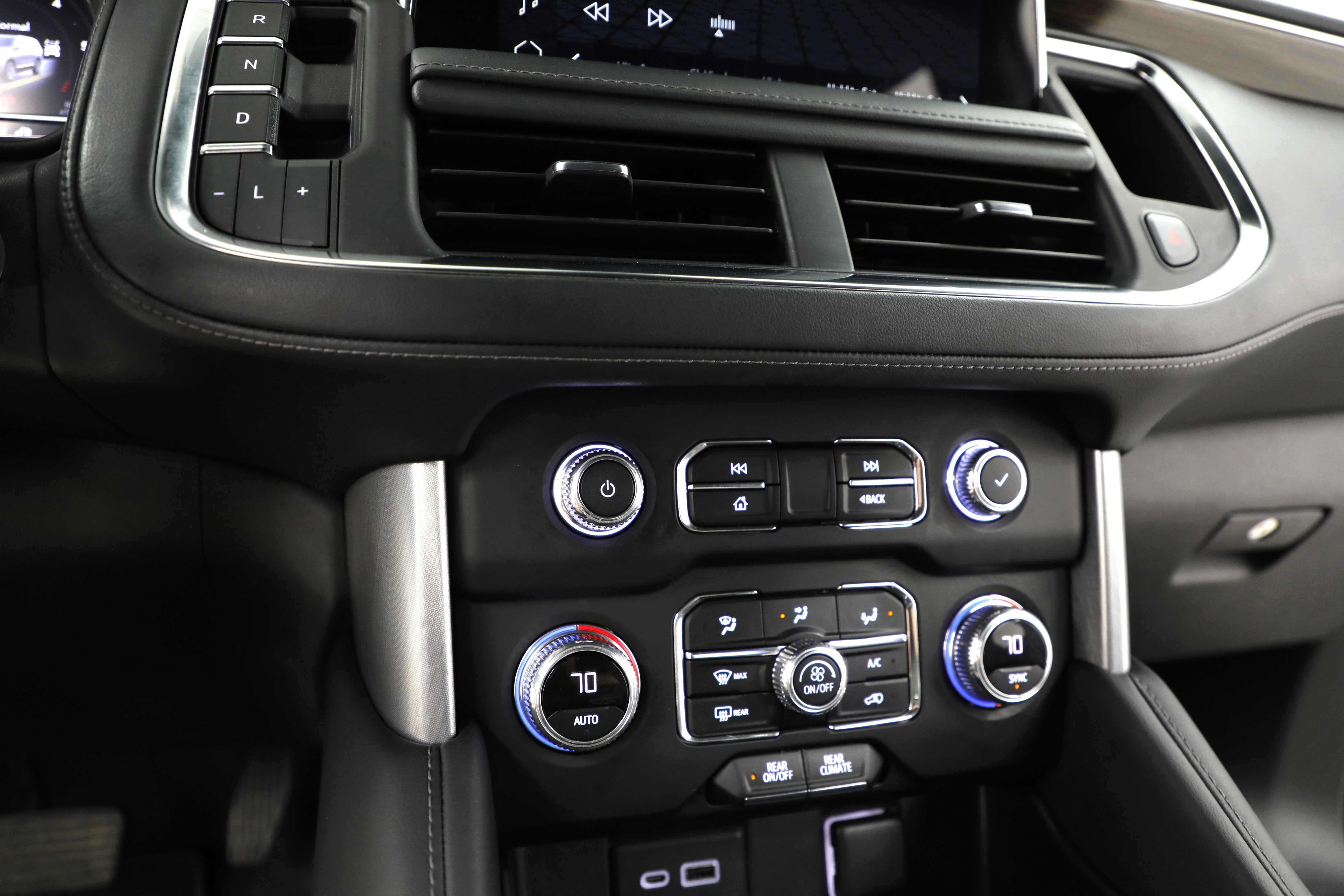 2022 GMC Yukon XL SLE