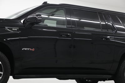 2023 GMC Yukon XL AT4