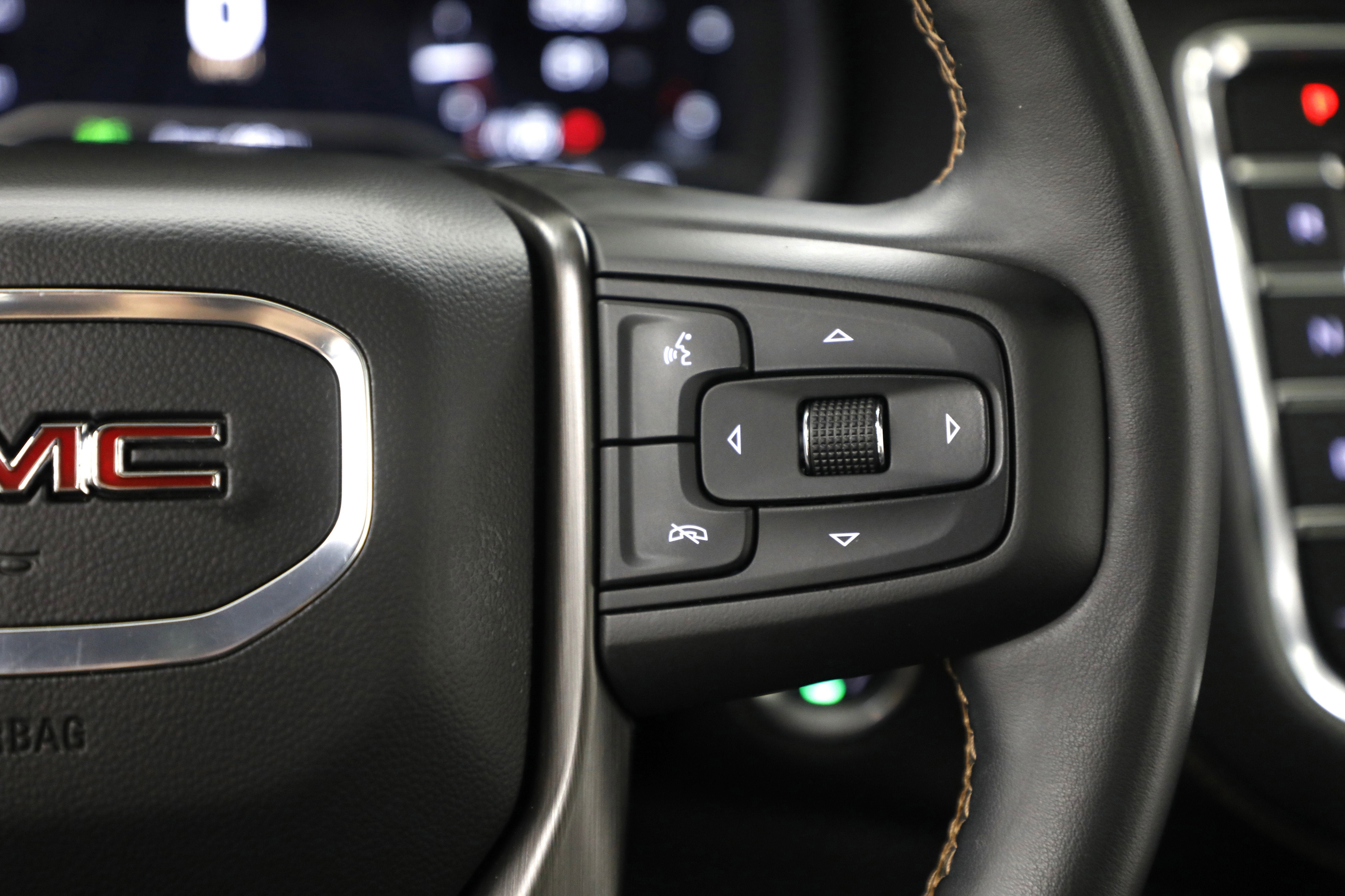 2023 GMC Yukon XL AT4