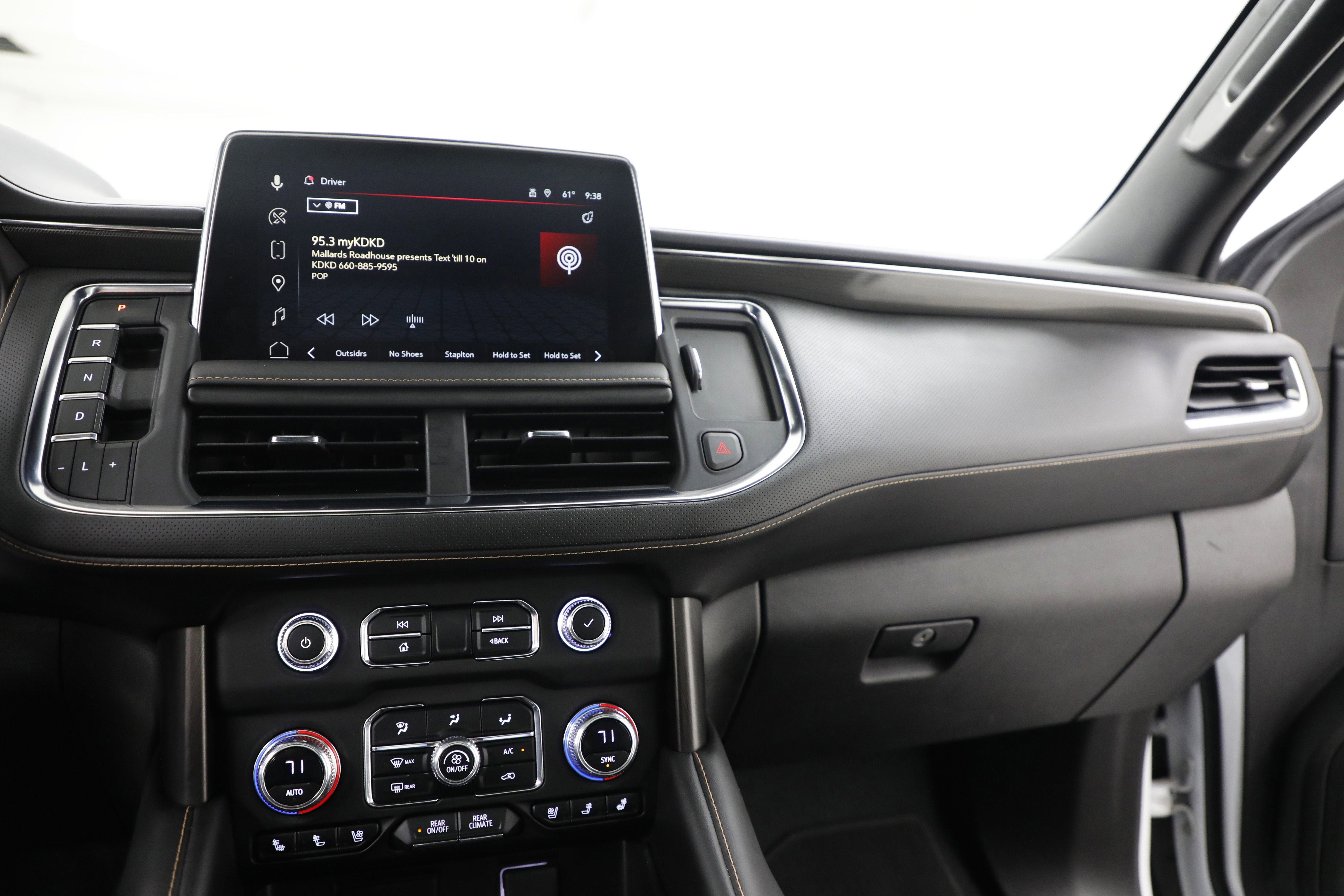 2023 GMC Yukon XL AT4