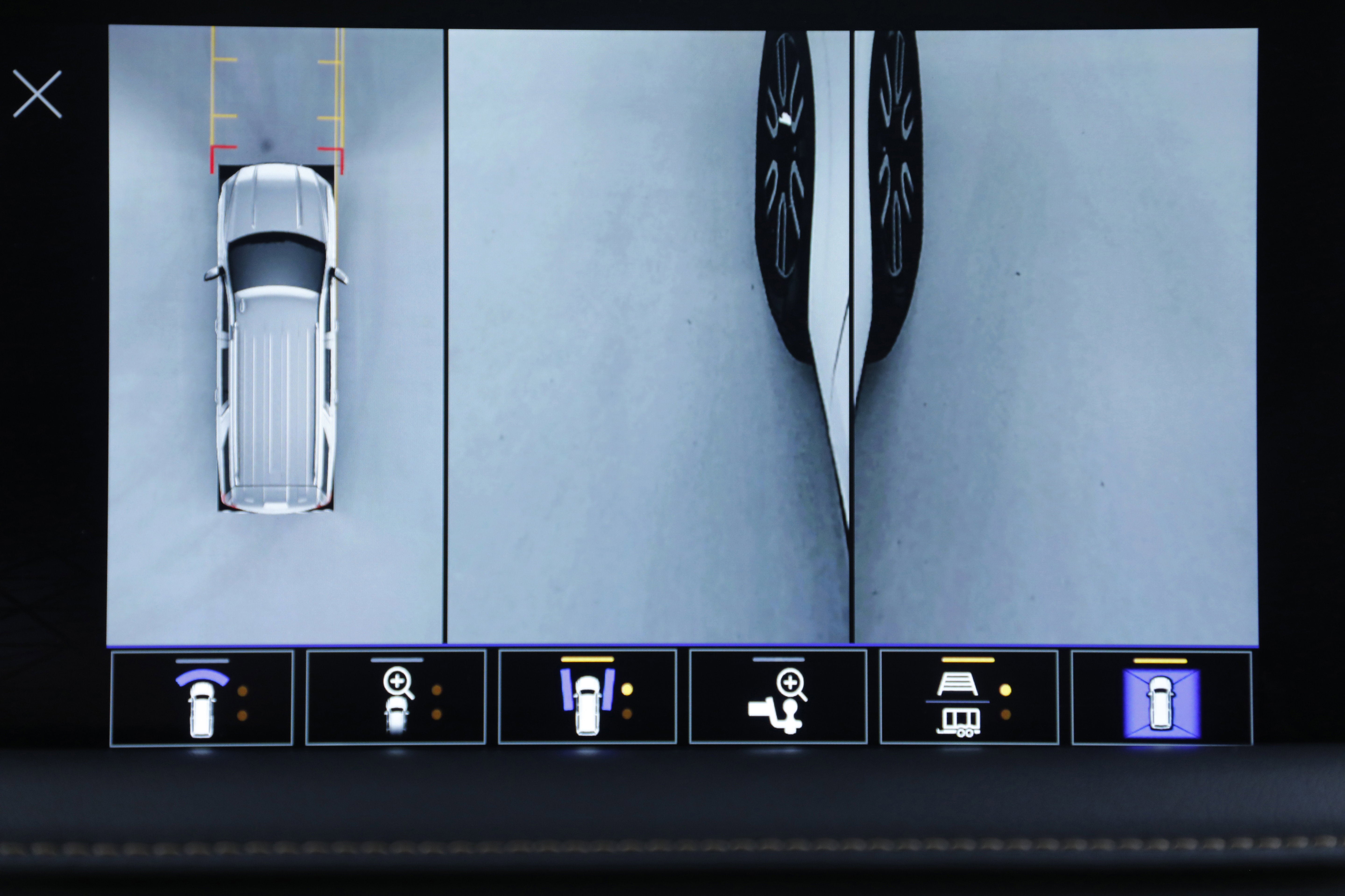 2023 GMC Yukon XL AT4