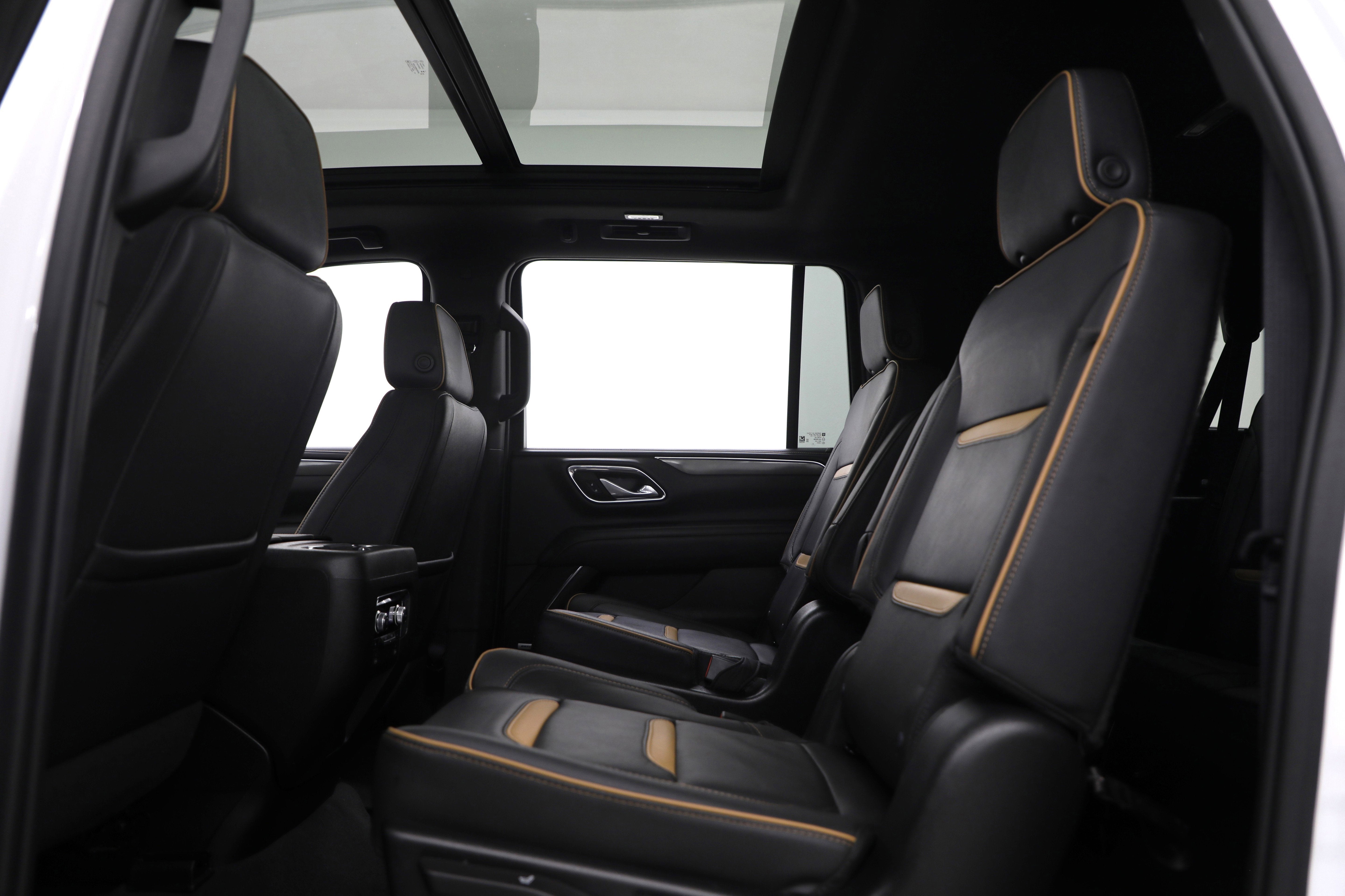 2023 GMC Yukon XL AT4