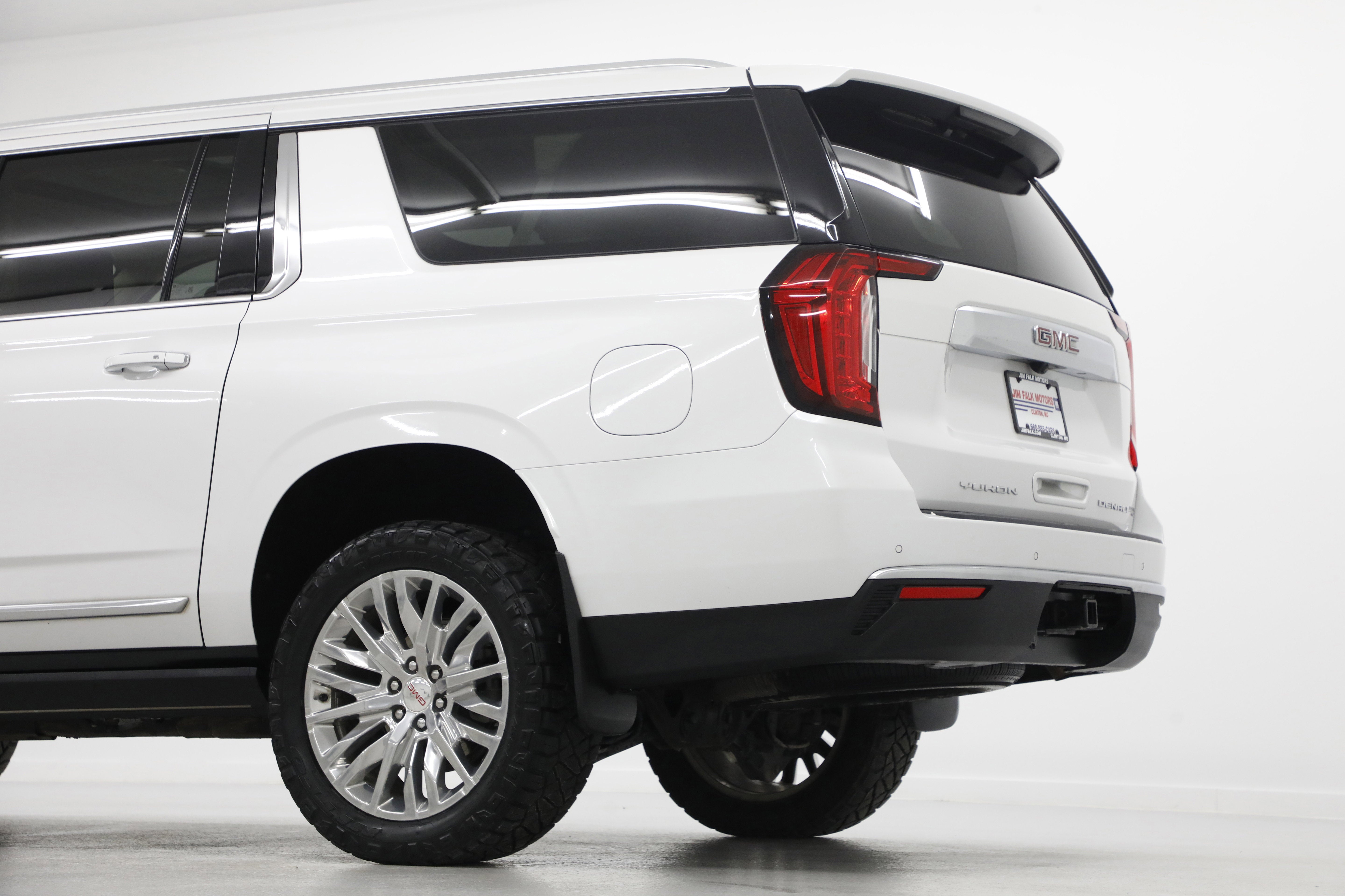 2023 GMC Yukon XL Denali