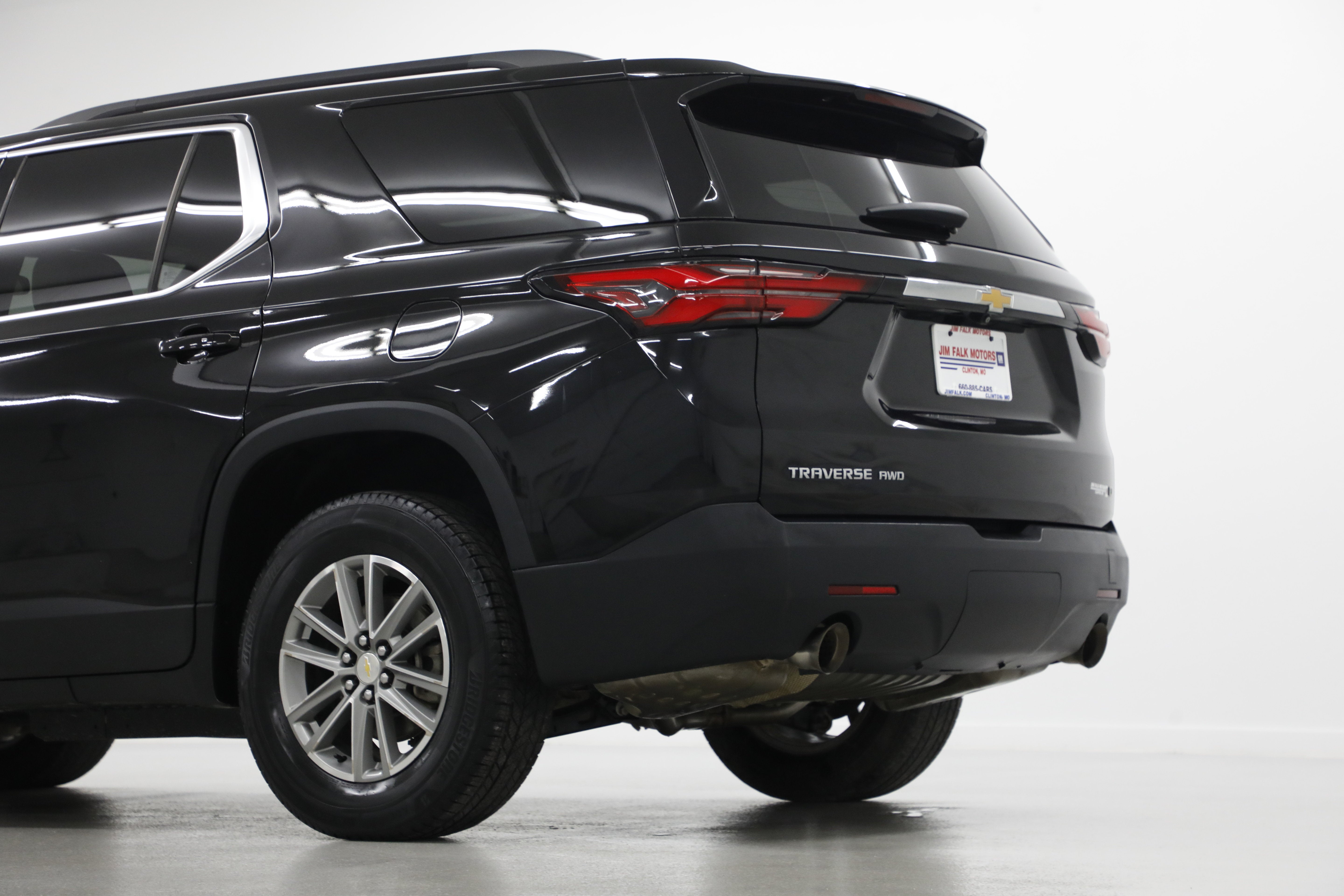 2023 Chevrolet Traverse LT Cloth