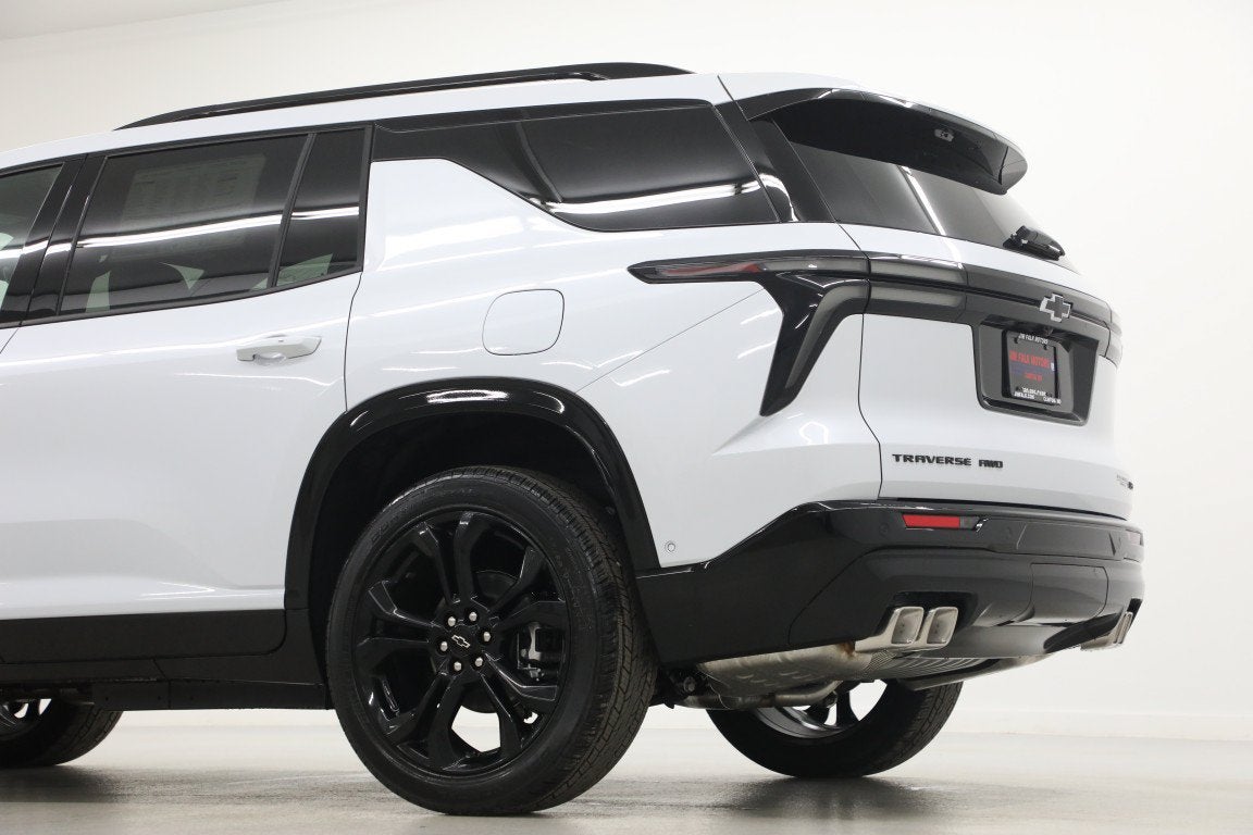 2027 Chevrolet Traverse RS