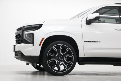 2025 Chevrolet Suburban RST