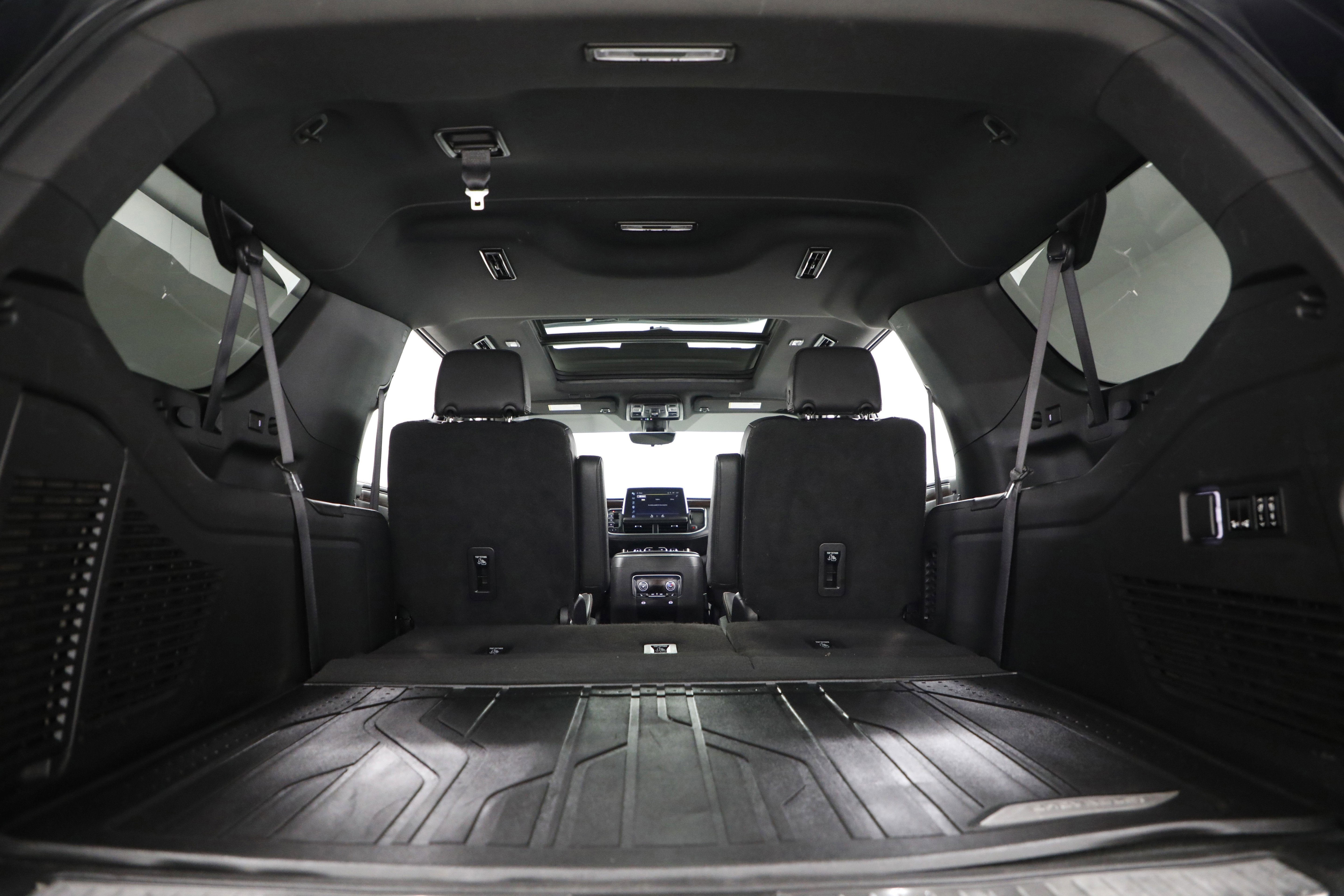 2022 Chevrolet Suburban High Country