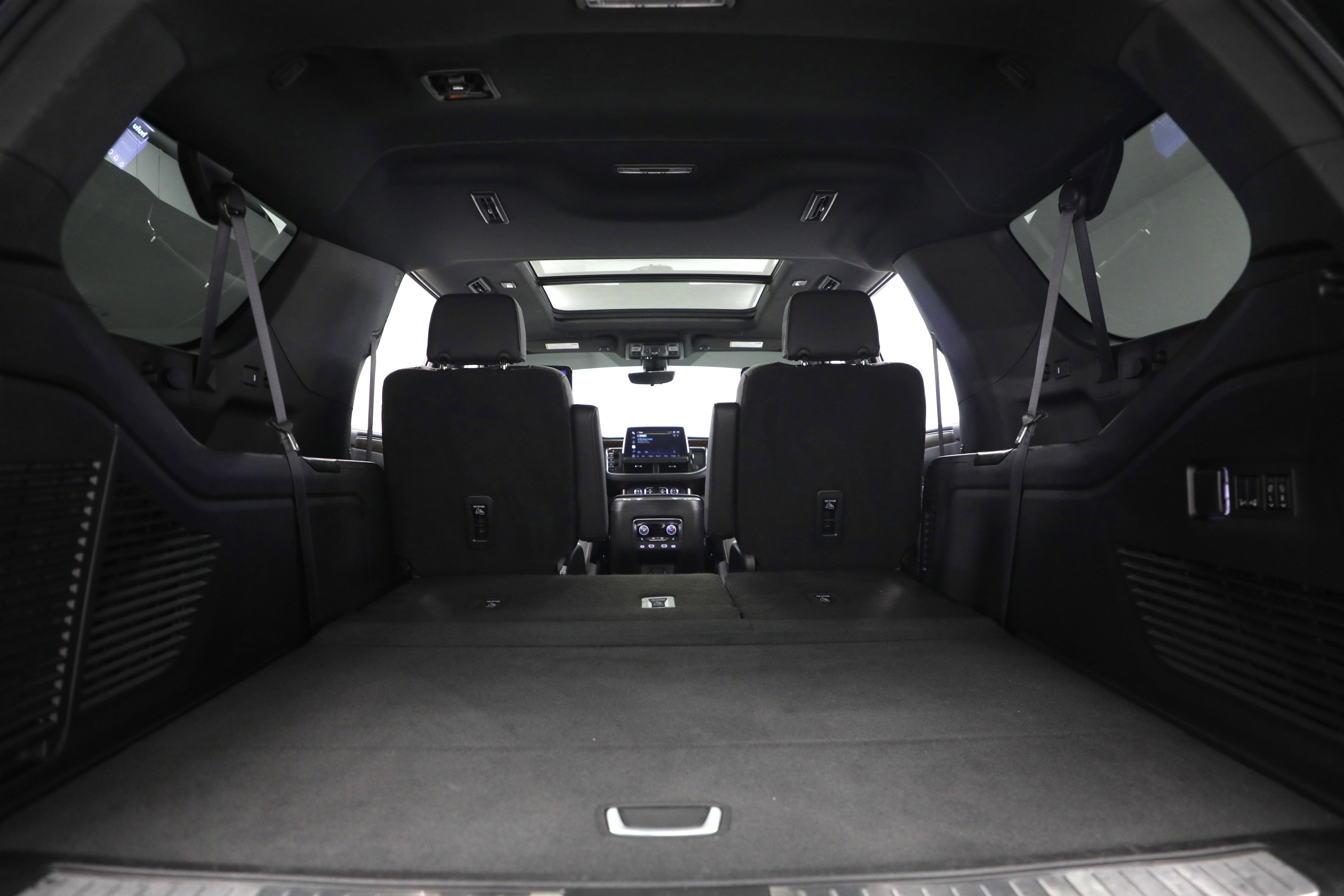 2022 Chevrolet Suburban High Country