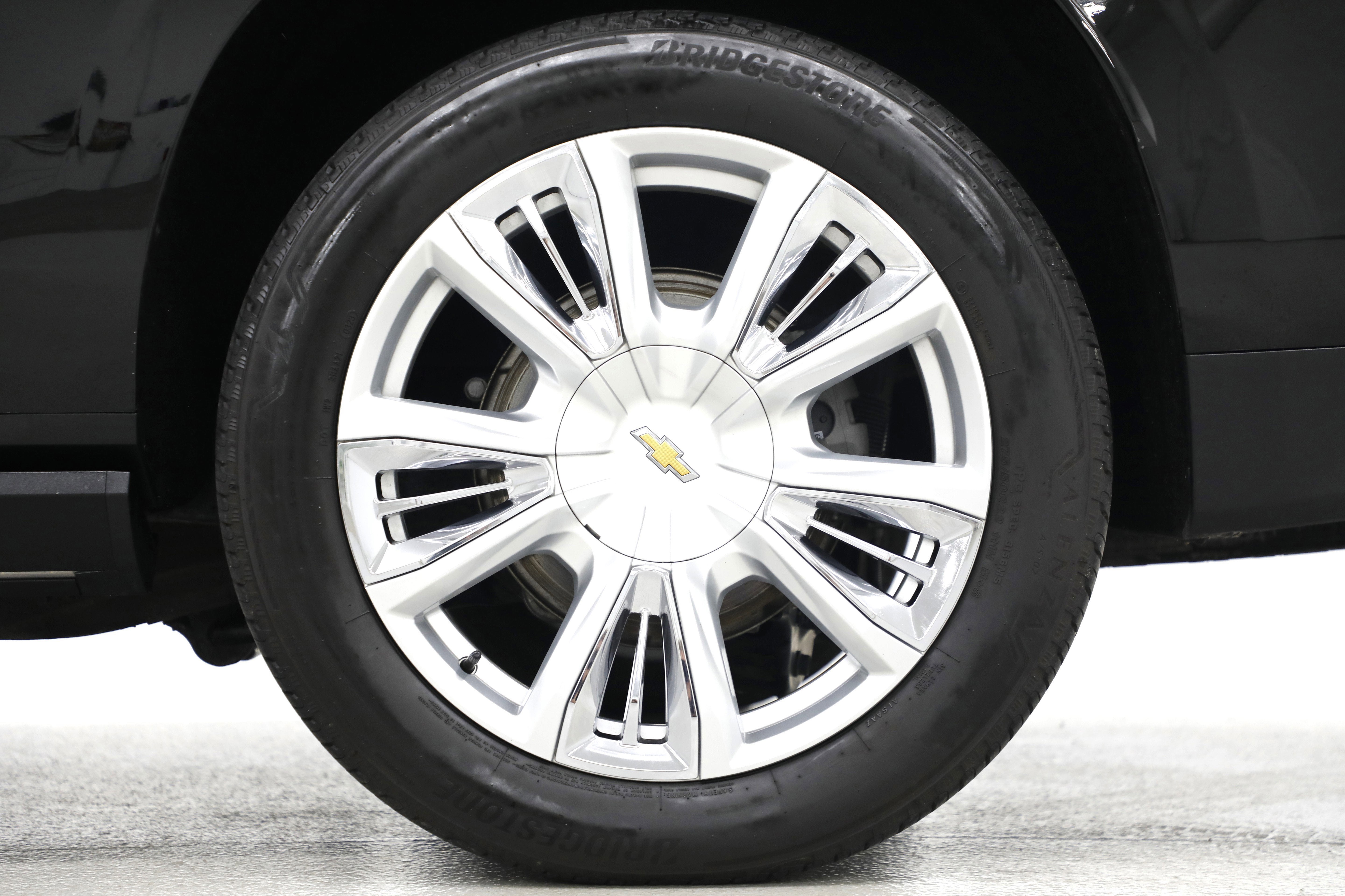 2022 Chevrolet Suburban High Country