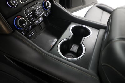 2022 Chevrolet Suburban High Country