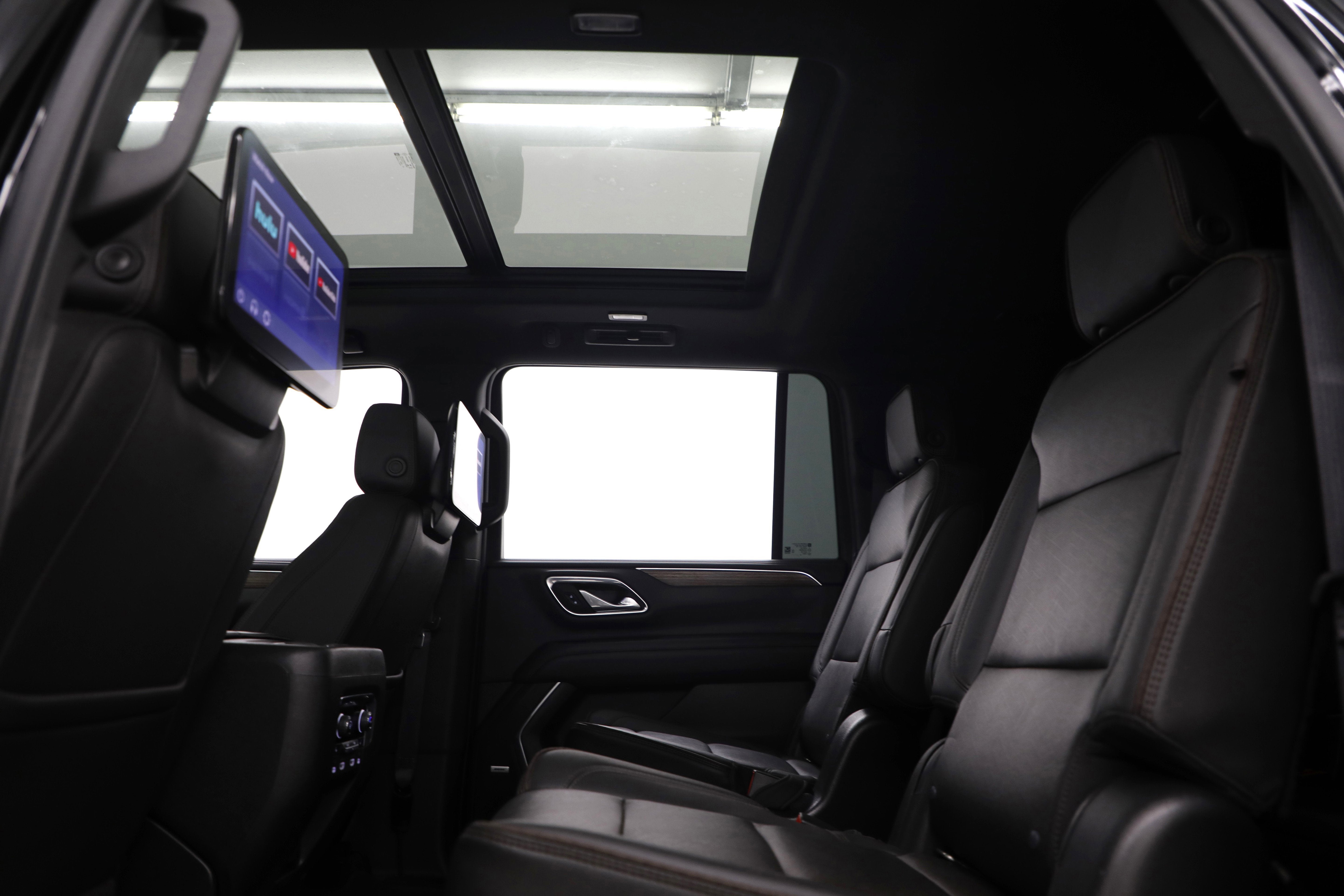 2022 Chevrolet Suburban High Country