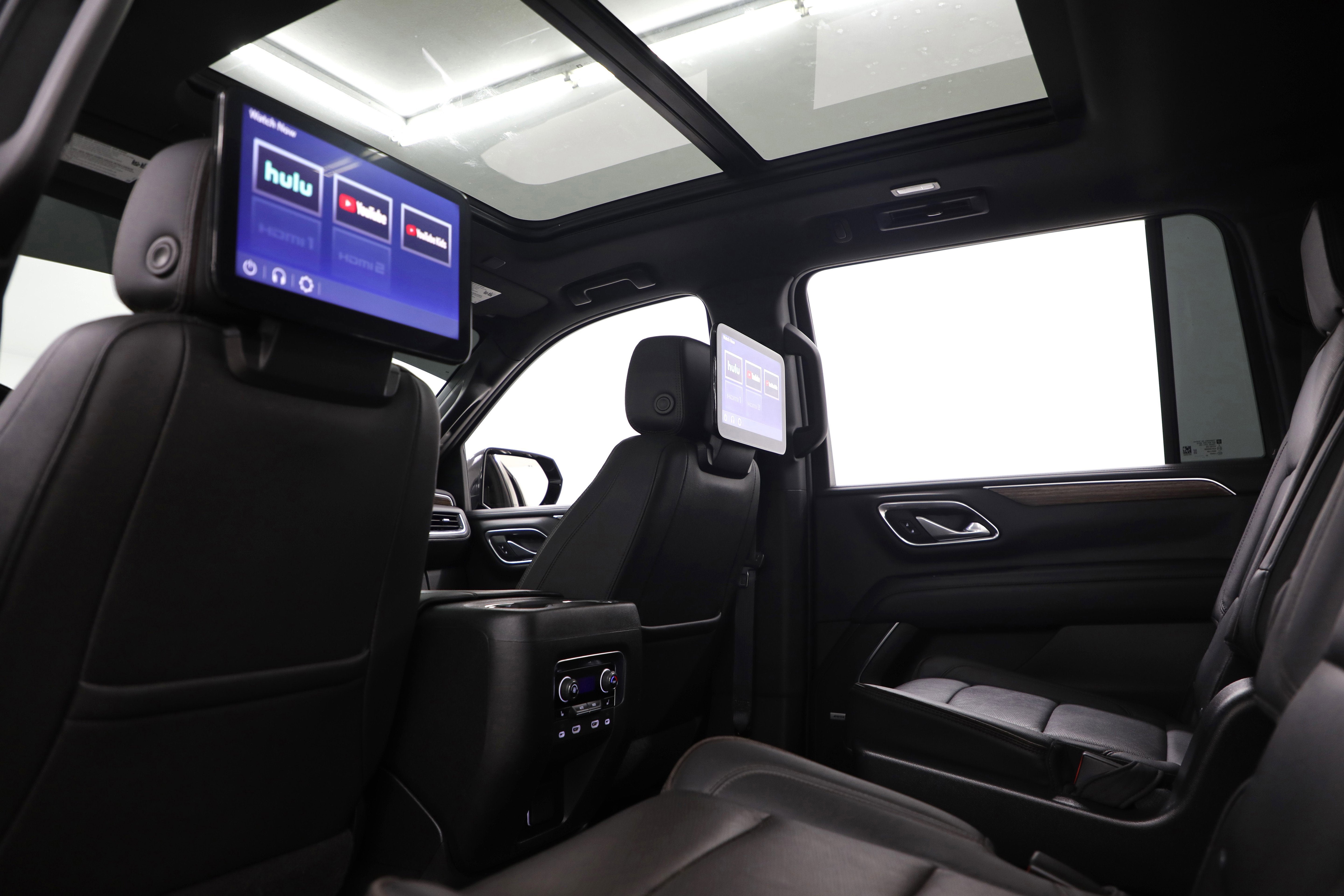 2022 Chevrolet Suburban High Country