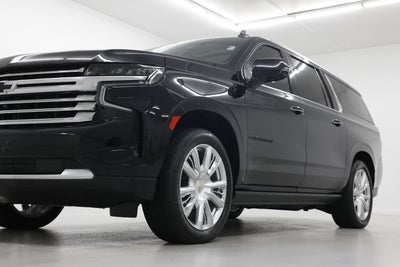 2022 Chevrolet Suburban High Country