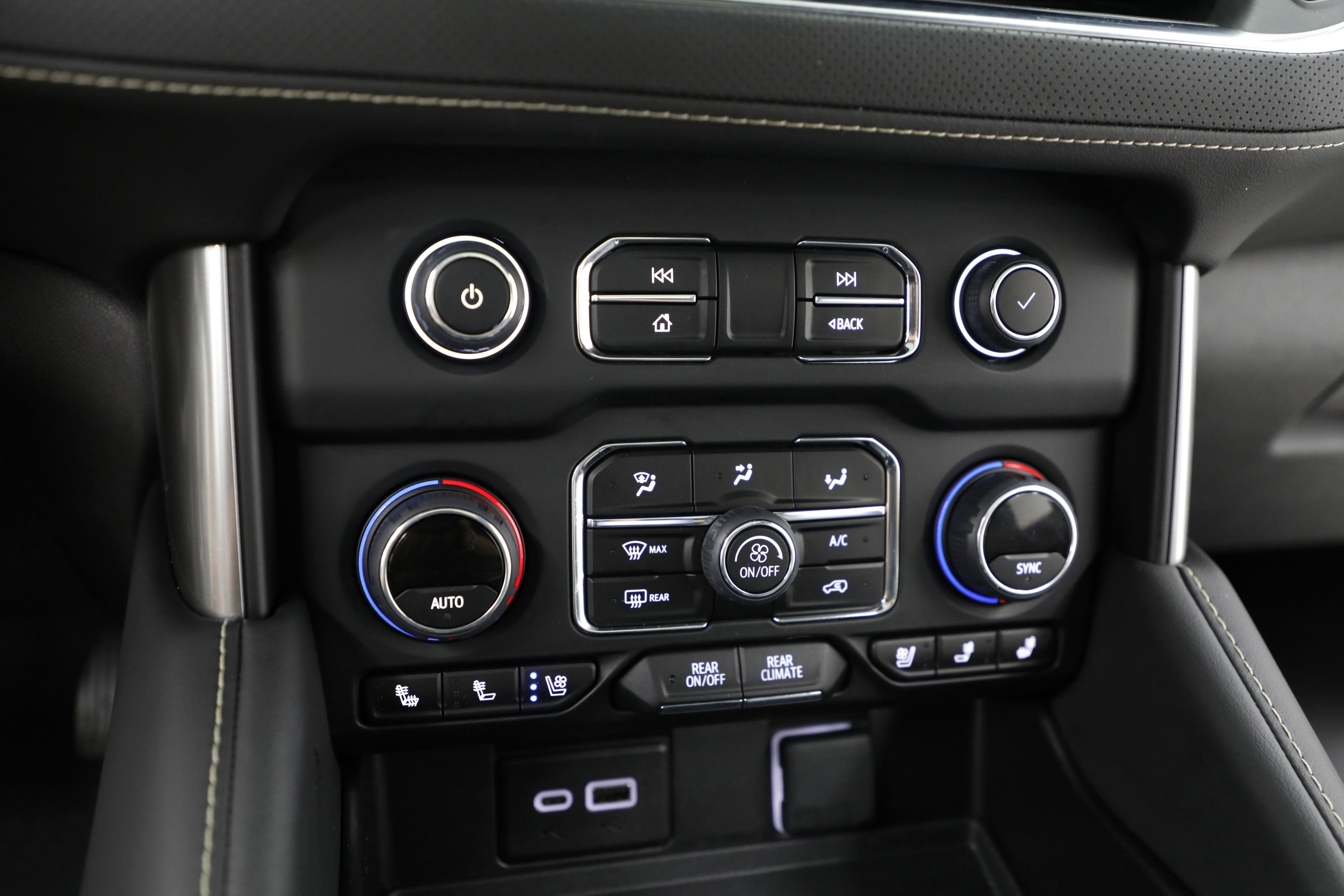2024 Chevrolet Tahoe Premier