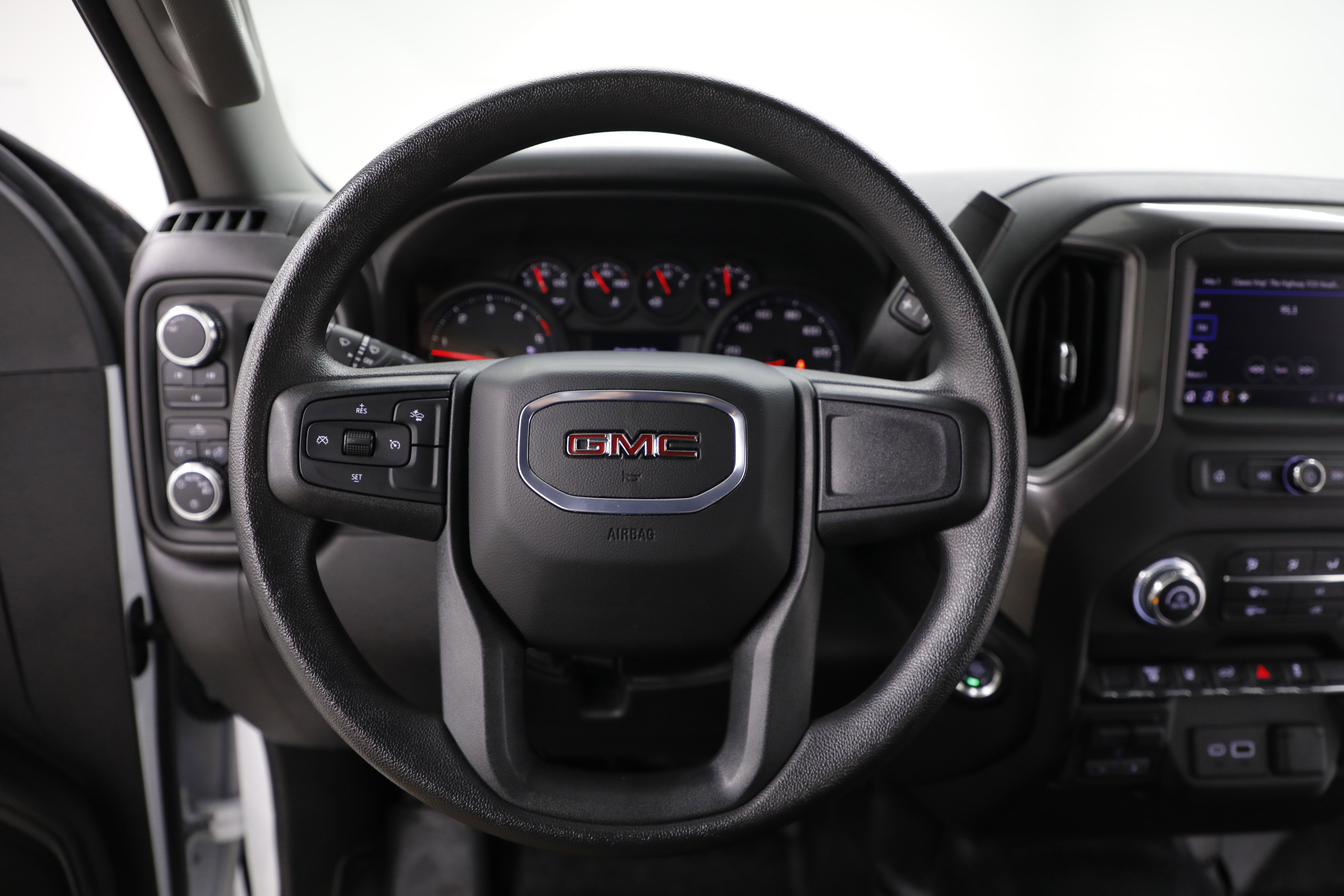 2025 GMC Sierra 3500 HD Pro