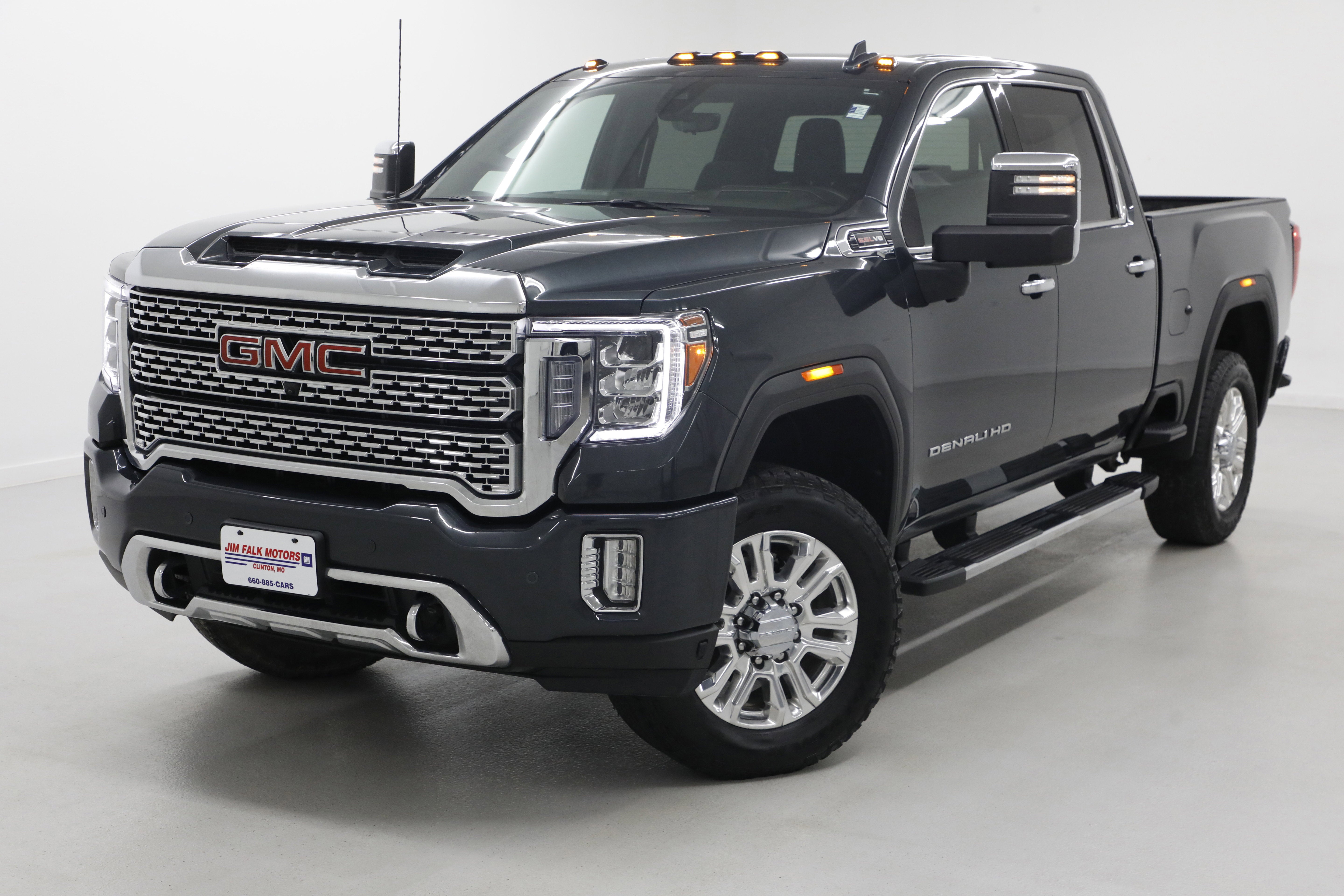 2022 GMC Sierra 4WD Crew Cab Standard Box Denali's photo