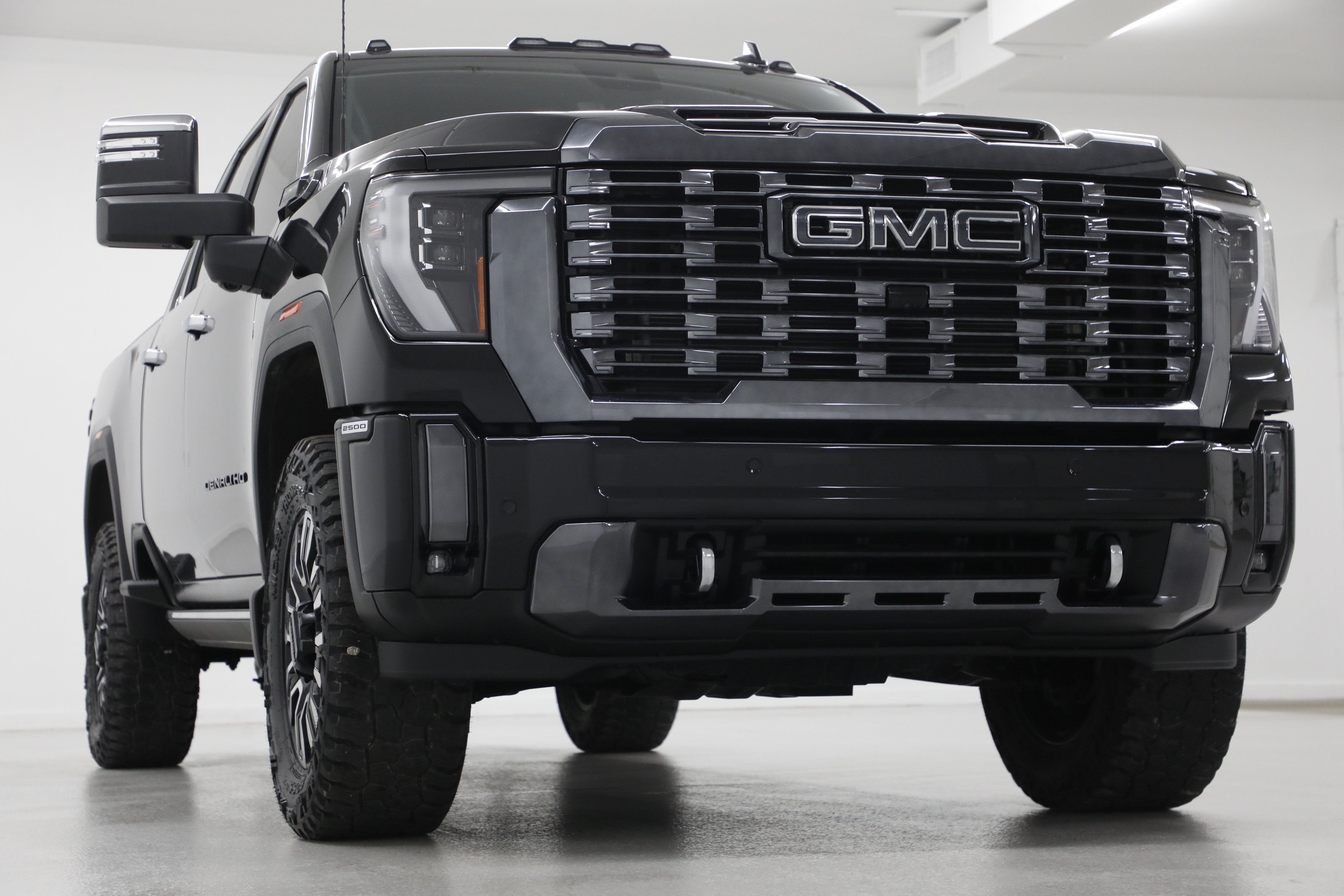 2024 GMC Sierra 2500 HD Denali Ultimate