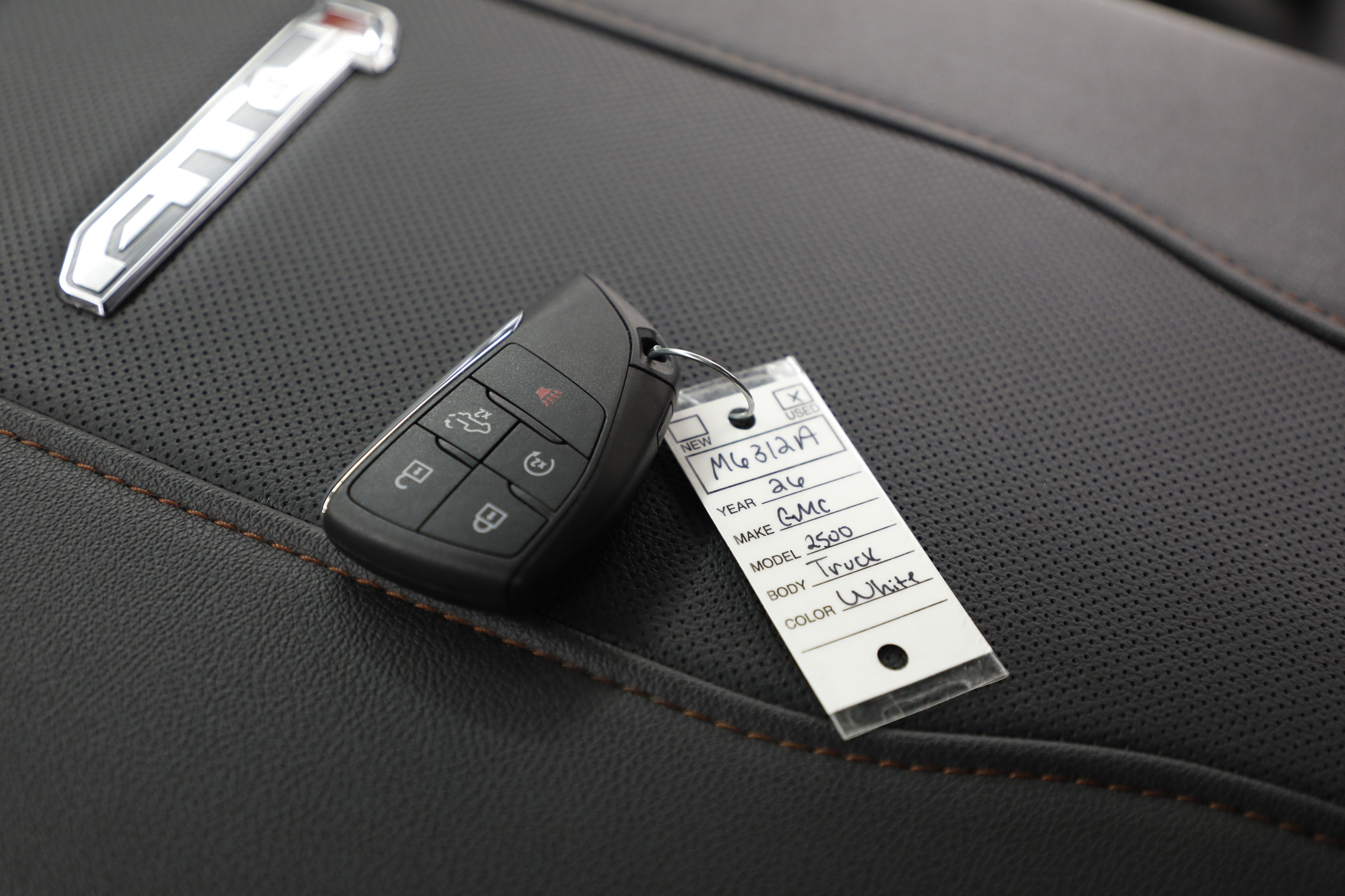 2026 GMC Sierra 2500 HD AT4