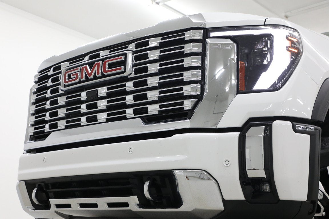 2025 GMC Sierra 2500 HD Denali