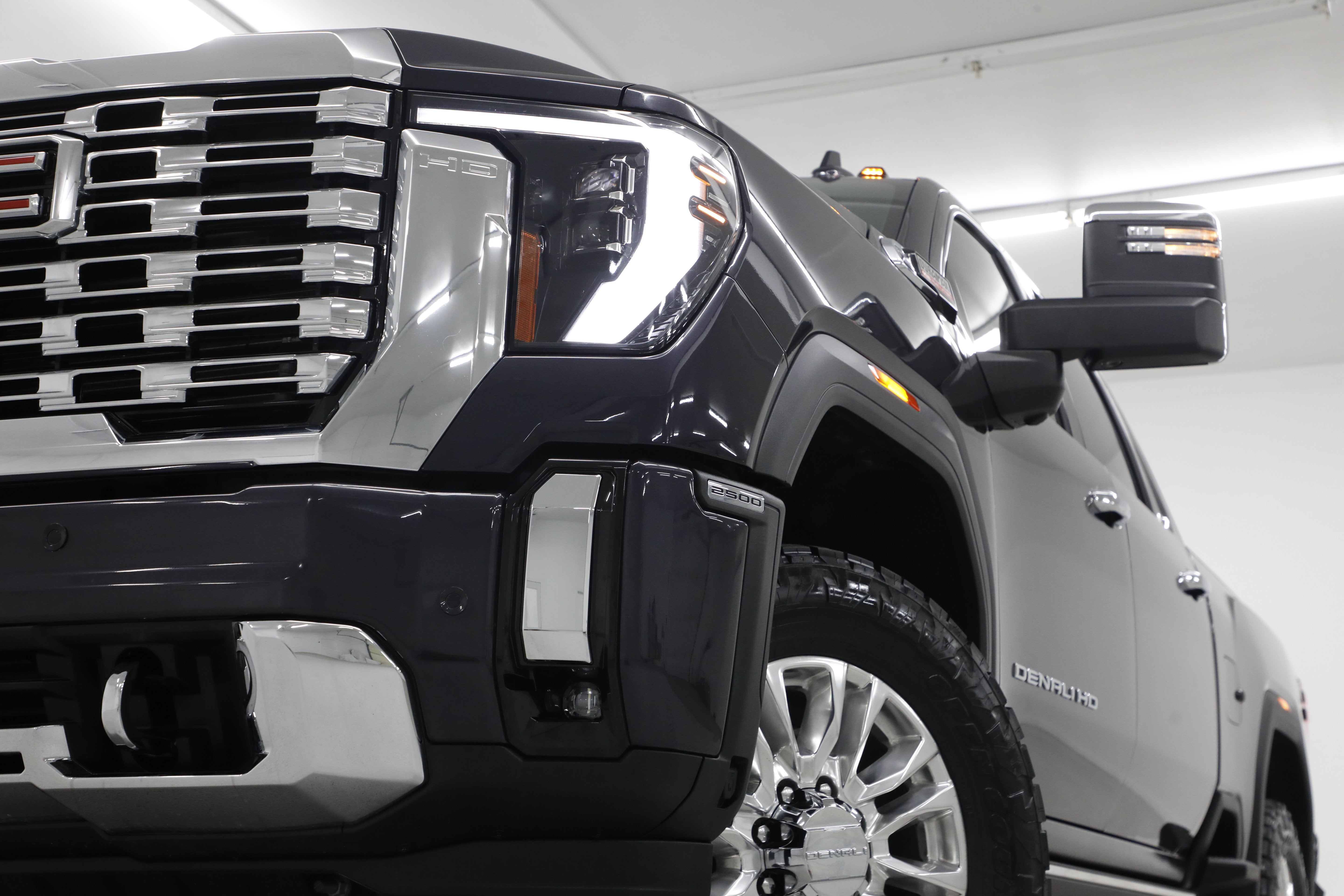 2025 GMC Sierra 2500 HD Denali