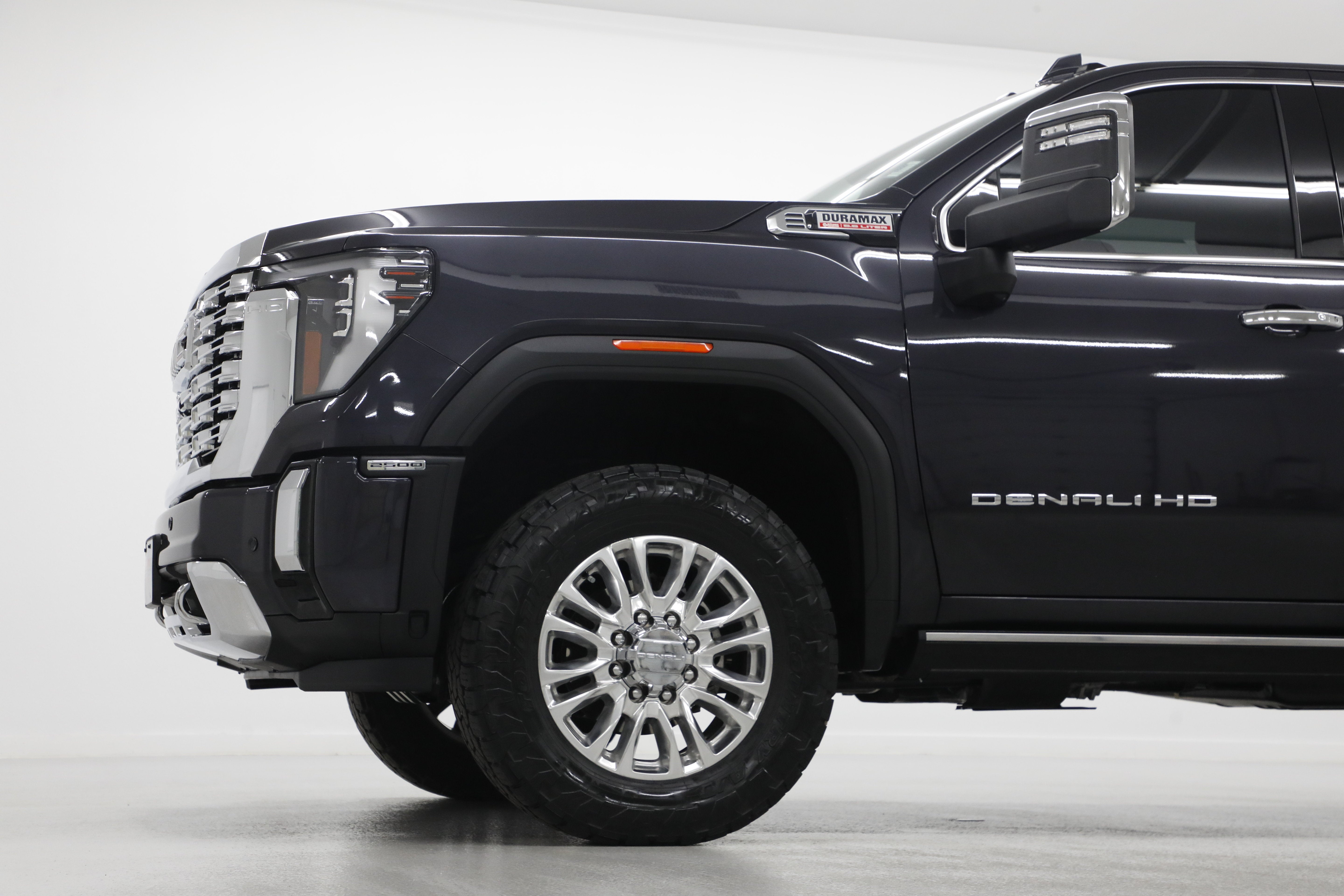 2025 GMC Sierra 2500 HD Denali