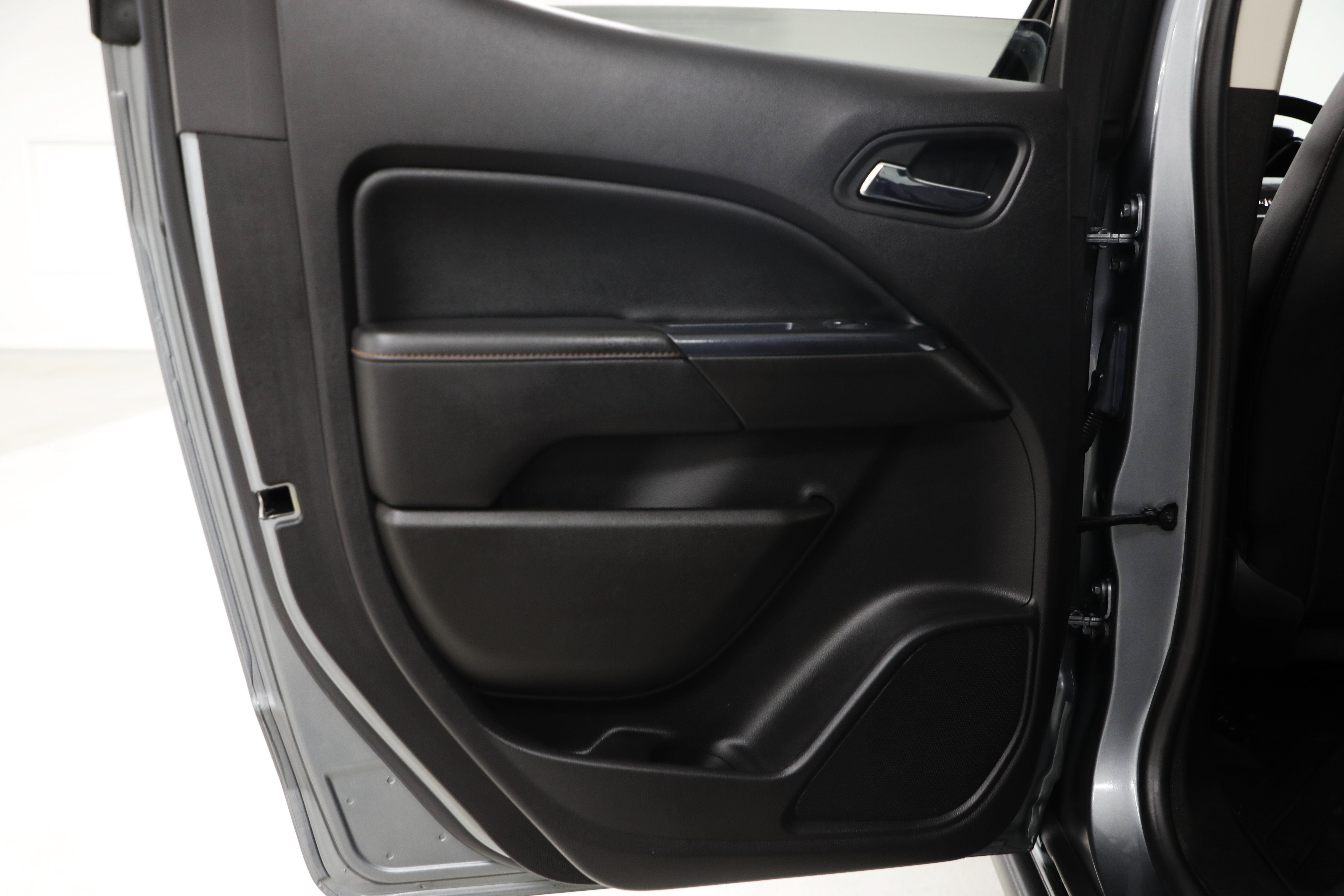 2021 GMC Canyon 4WD AT4 w/Leather