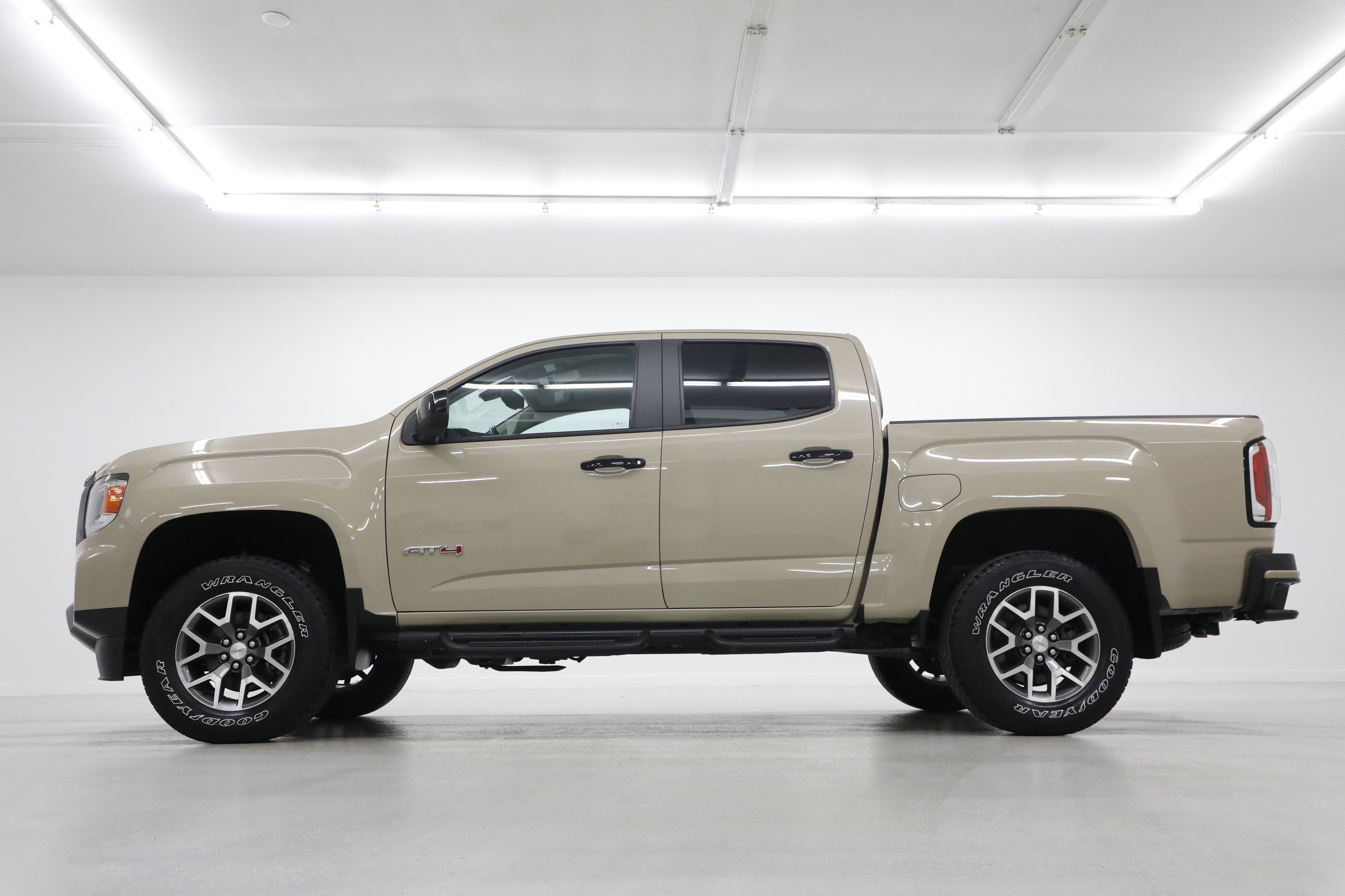 2021 GMC Canyon 4WD AT4 w/Cloth