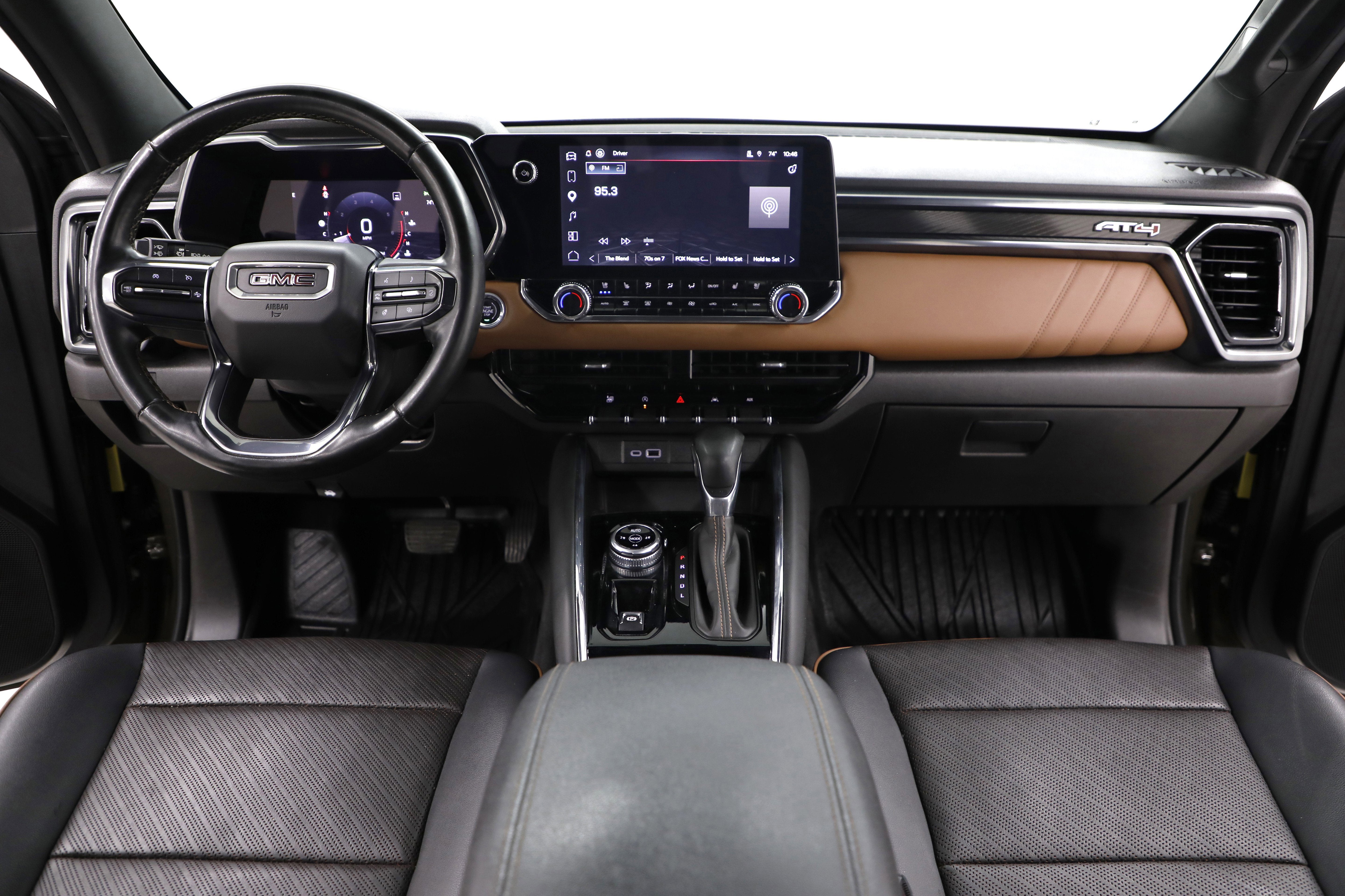 2023 GMC Canyon AT4