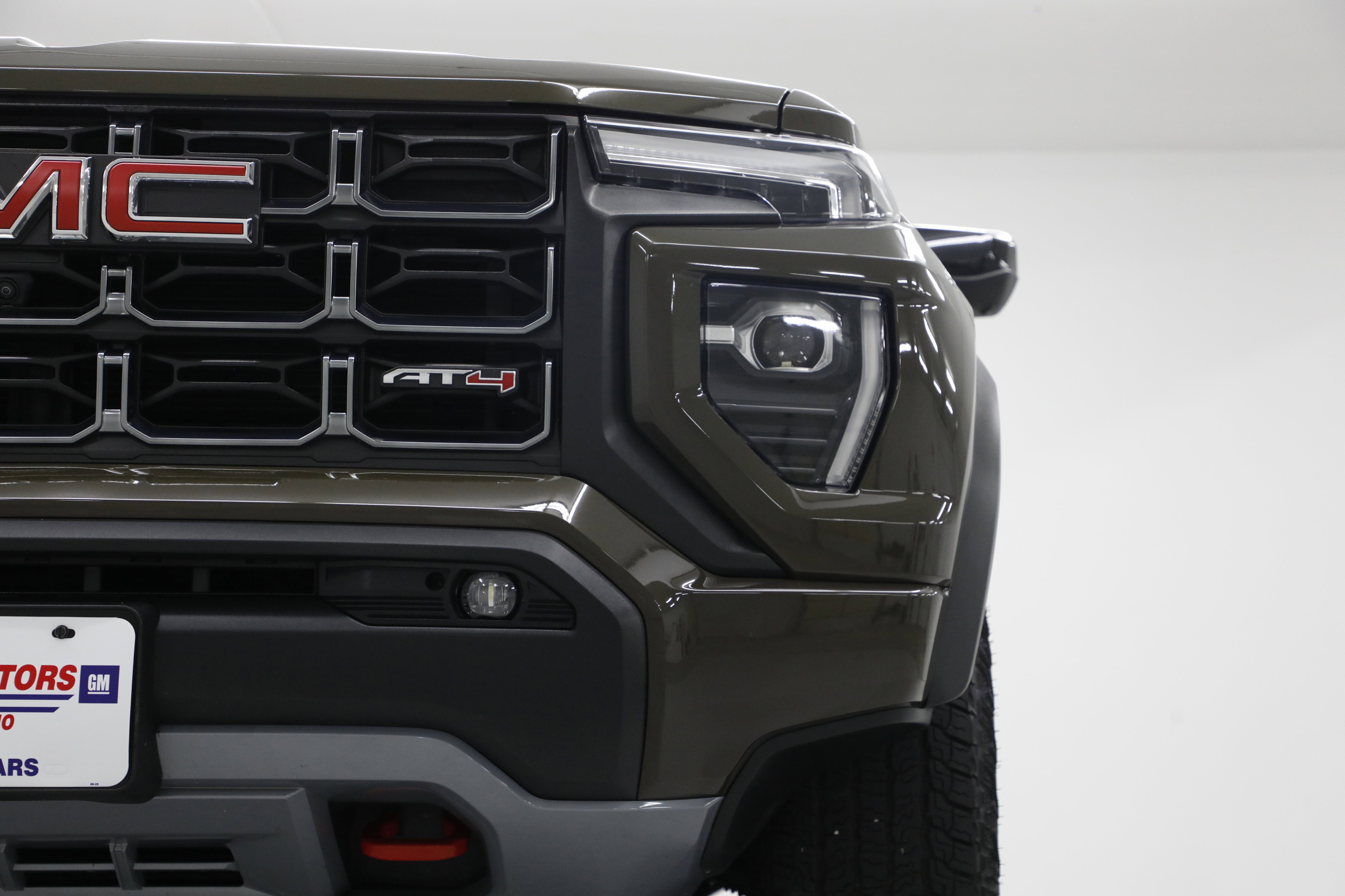 2023 GMC Canyon AT4