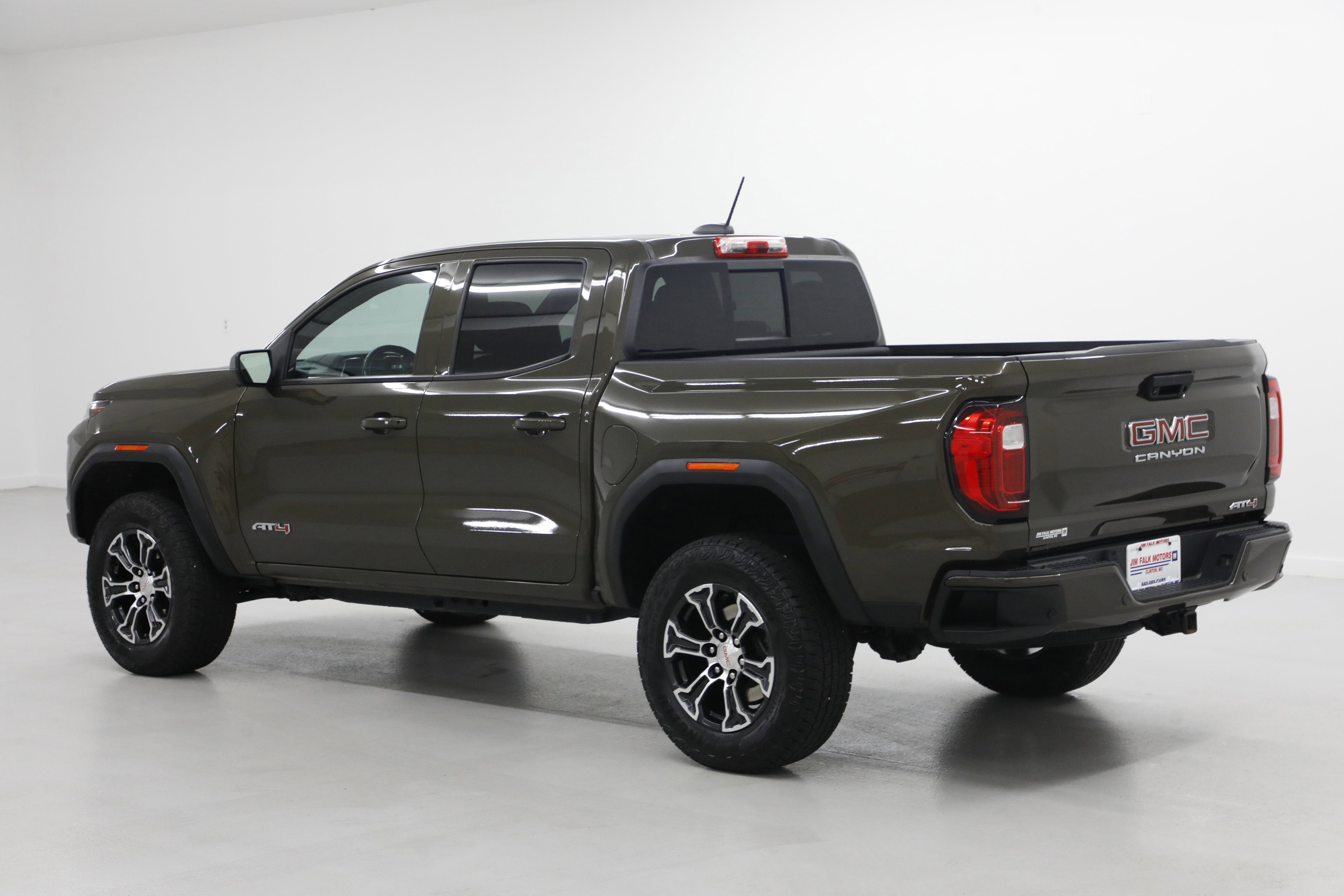 2023 GMC Canyon AT4