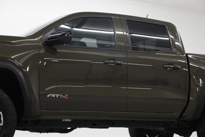 2023 GMC Canyon AT4