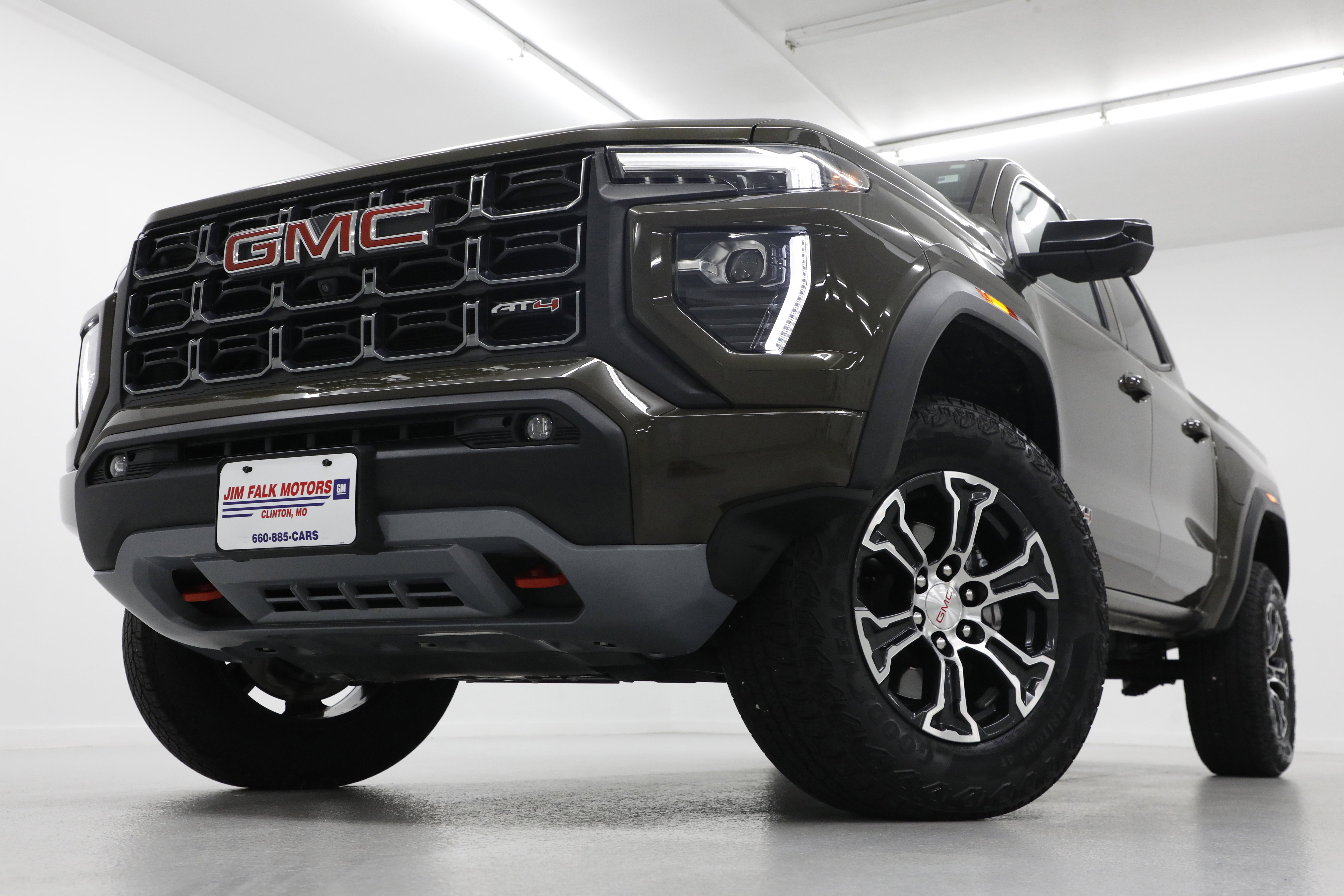 2023 GMC Canyon AT4