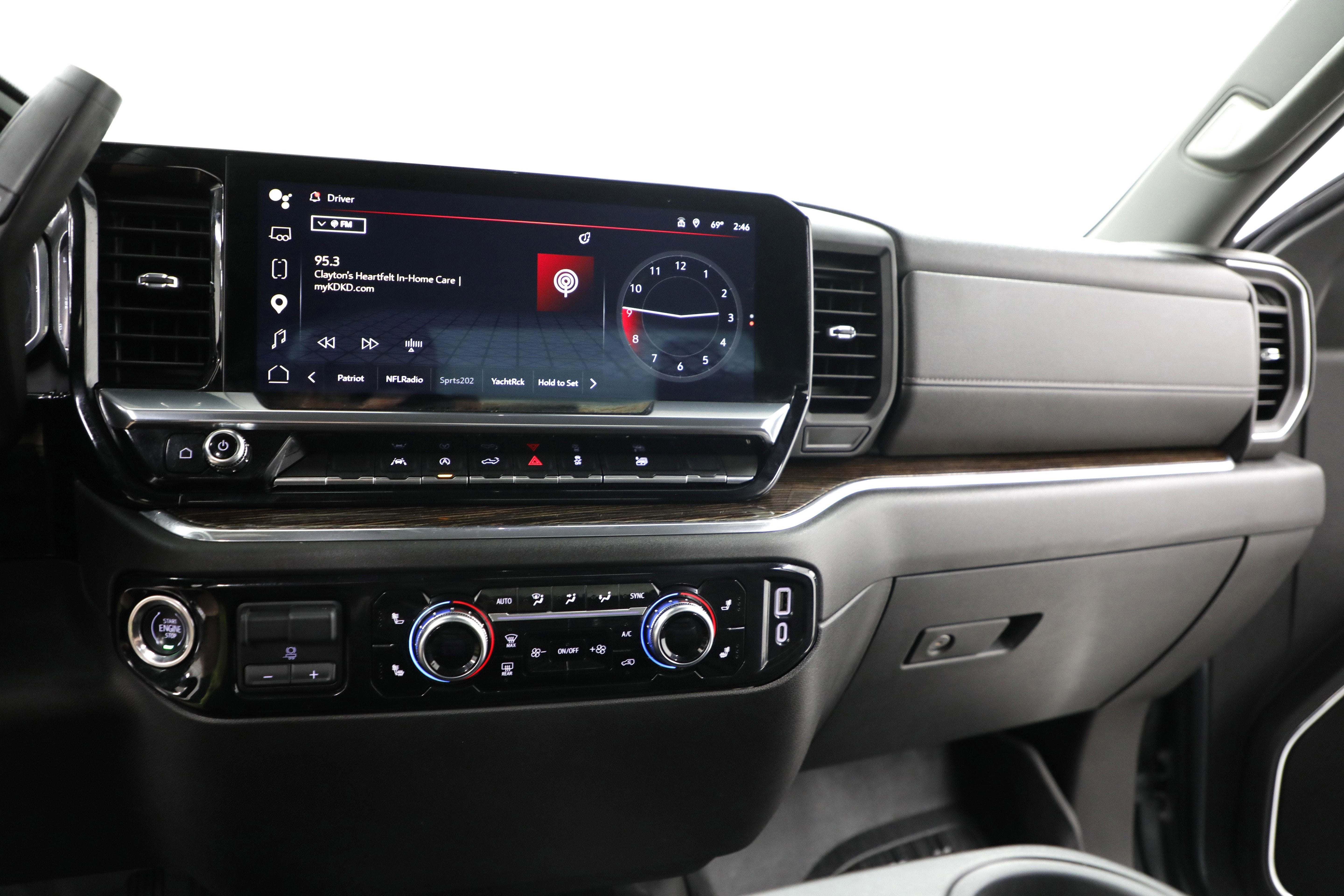 2023 GMC Sierra 1500 Elevation