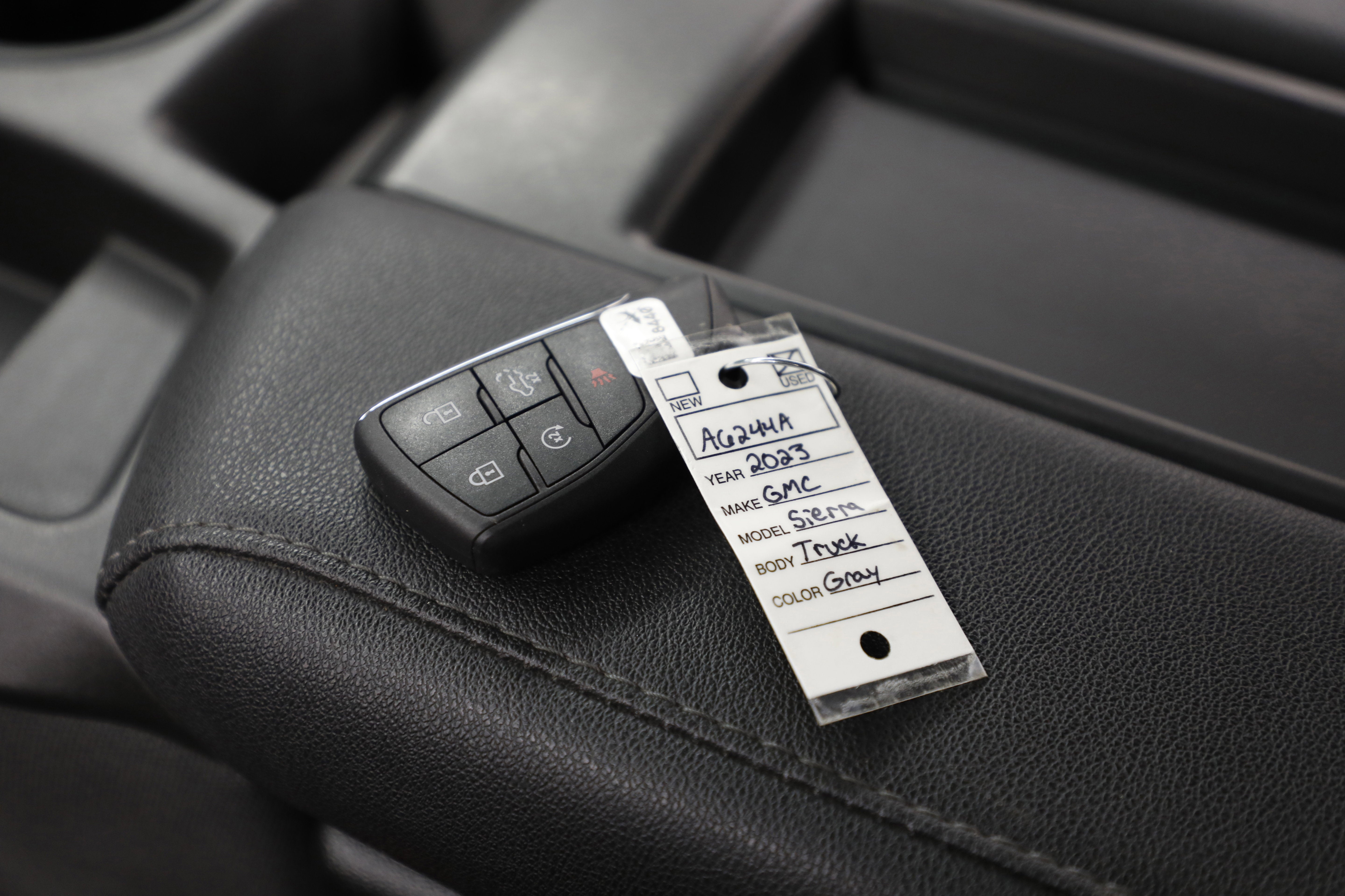 2023 GMC Sierra 1500 Elevation