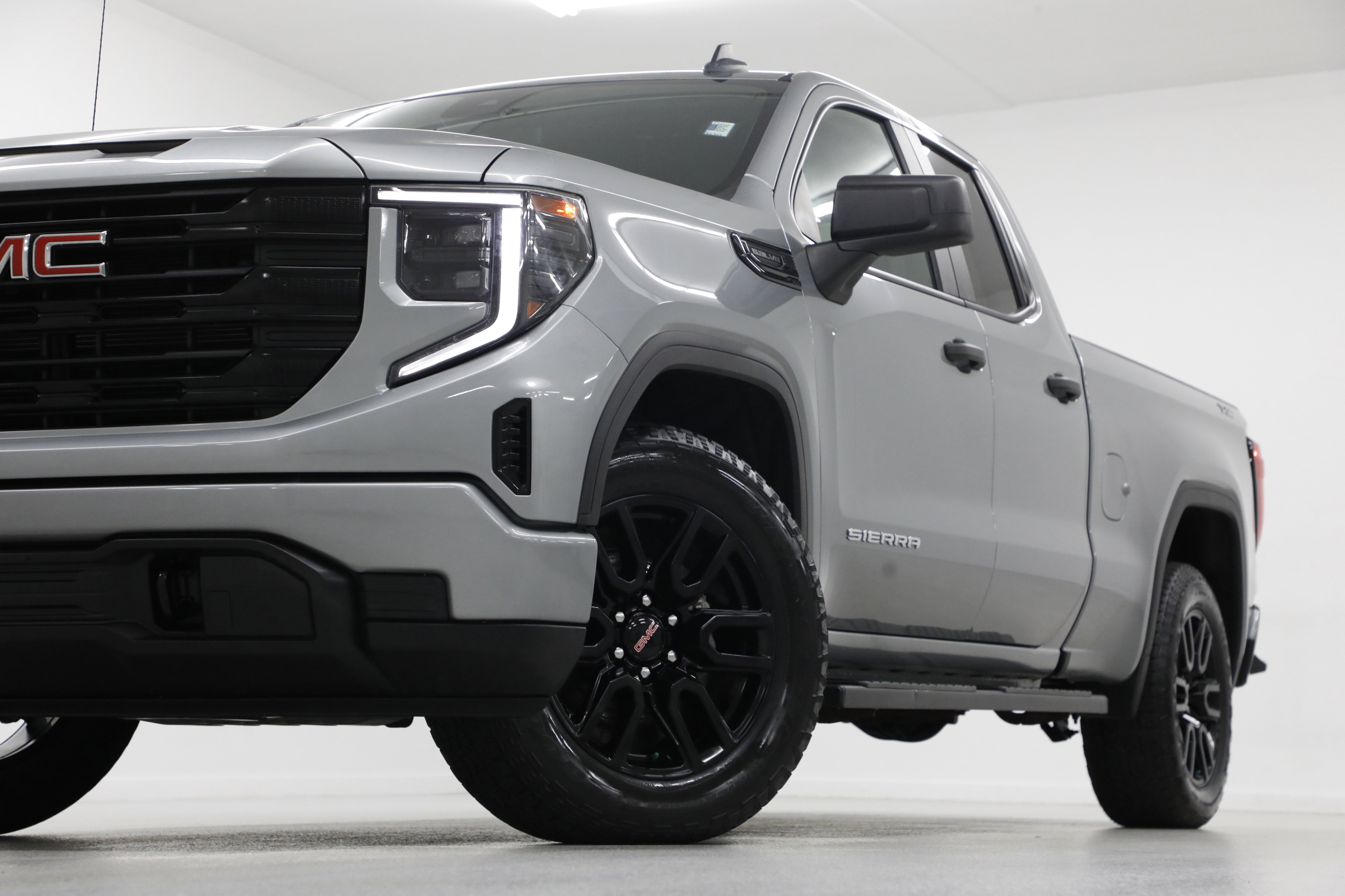 2023 GMC Sierra 1500 Pro