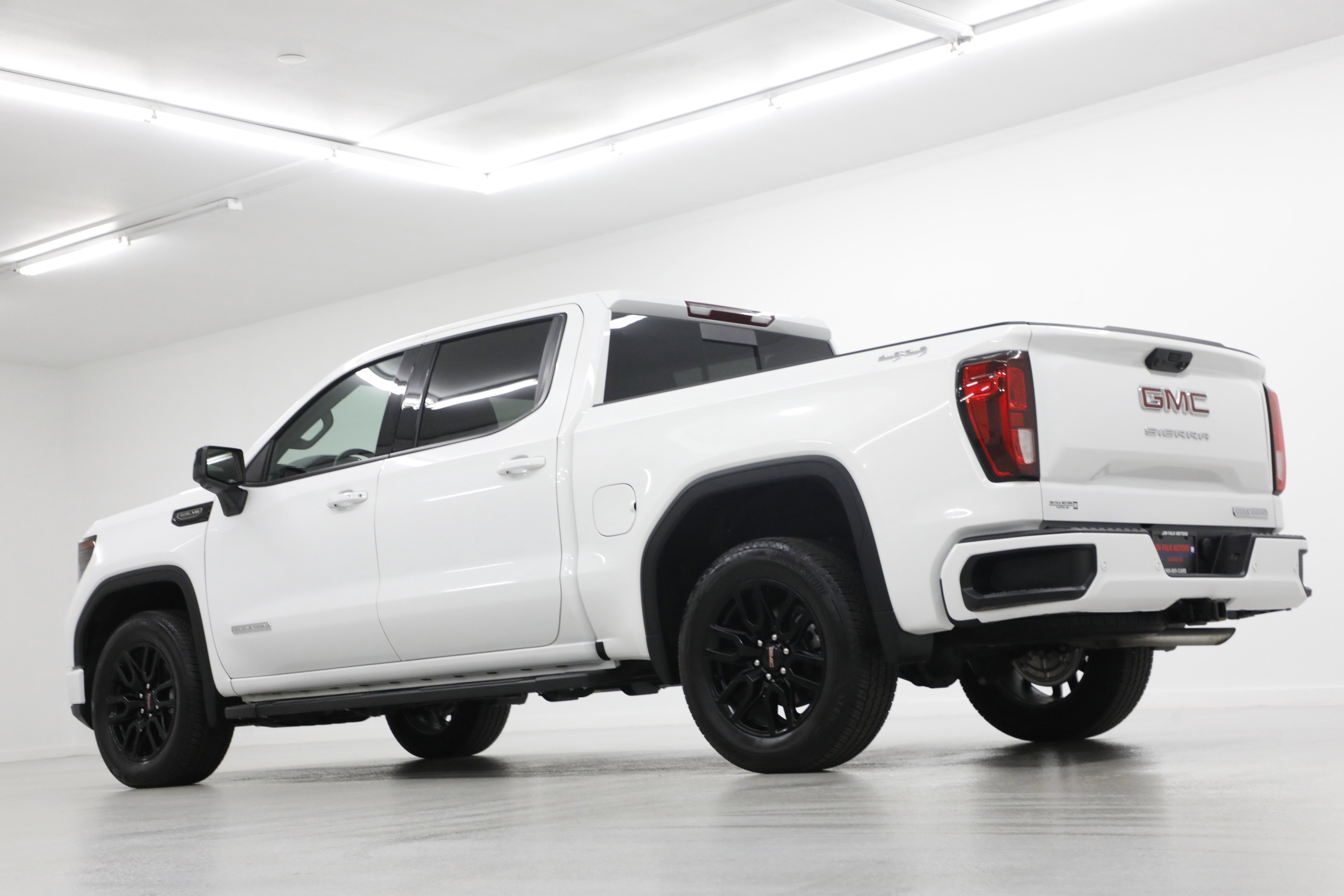 2025 GMC Sierra 1500 Elevation